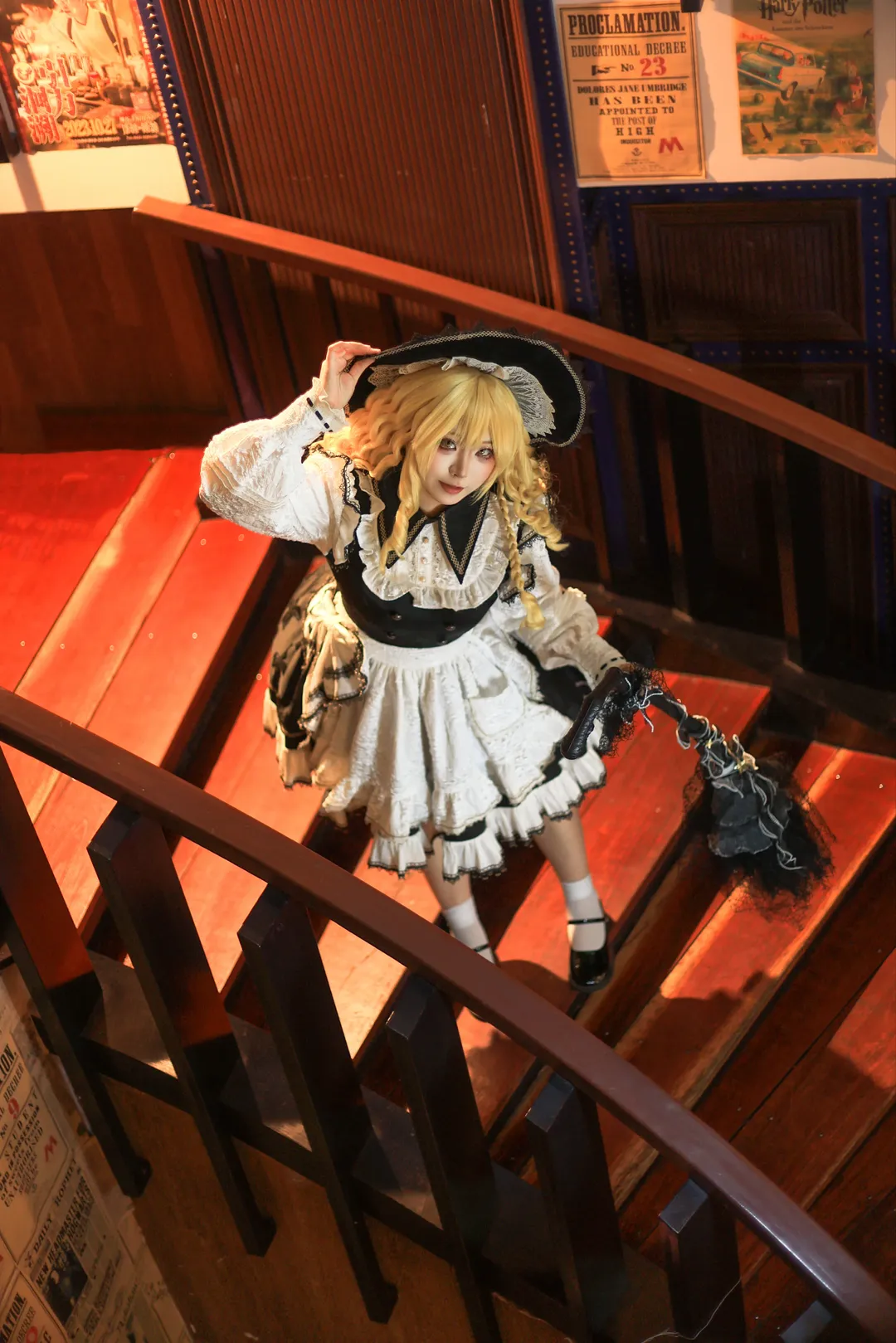 東方Project, 霧雨魔理沙 コスプレ, レトロ風, 白タイツコスプレ, 箒の小道具 - 3枚目