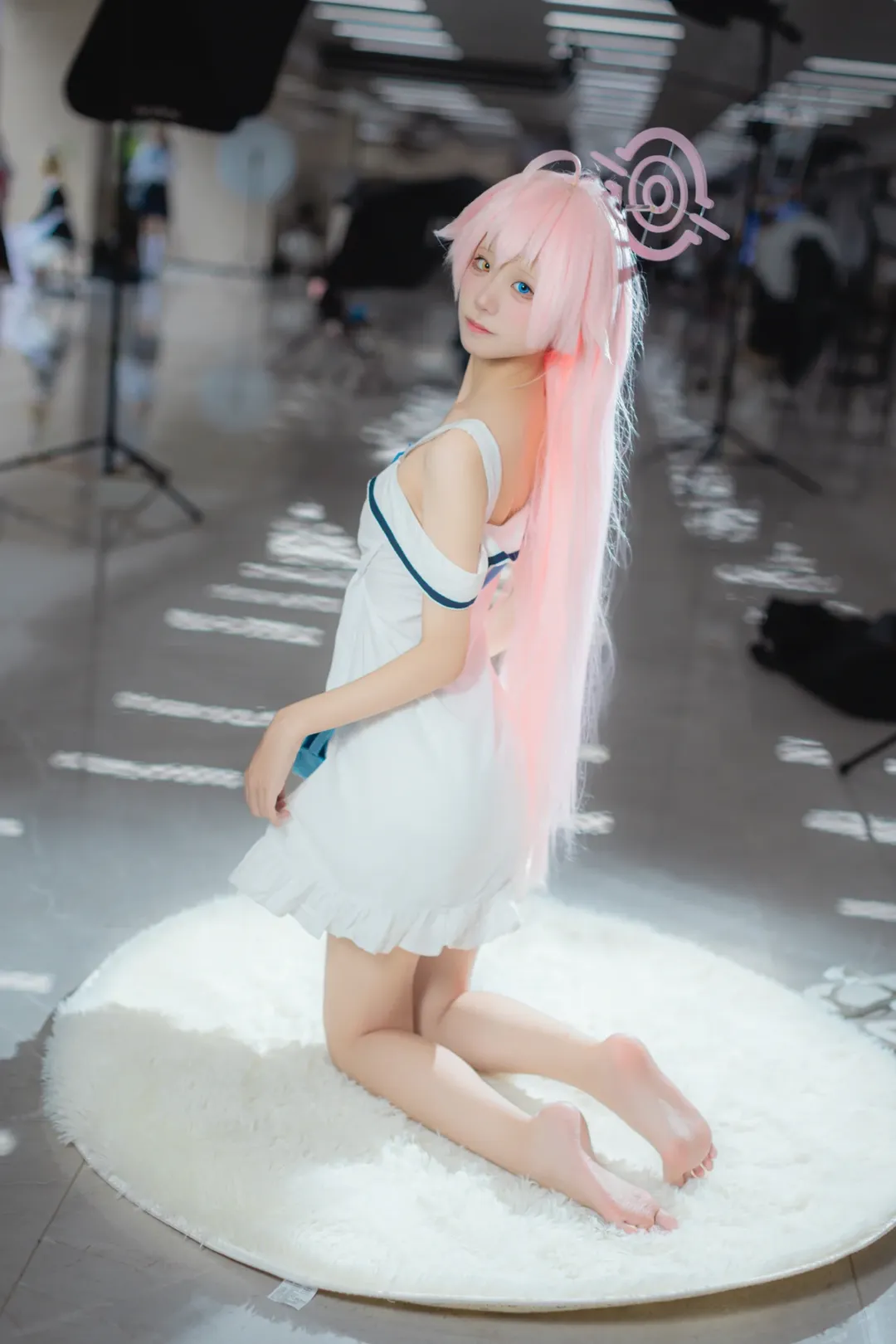 Blue Archive, Convention photo, Convention photos, Pink wig, Hoshino cosplay - Image 5