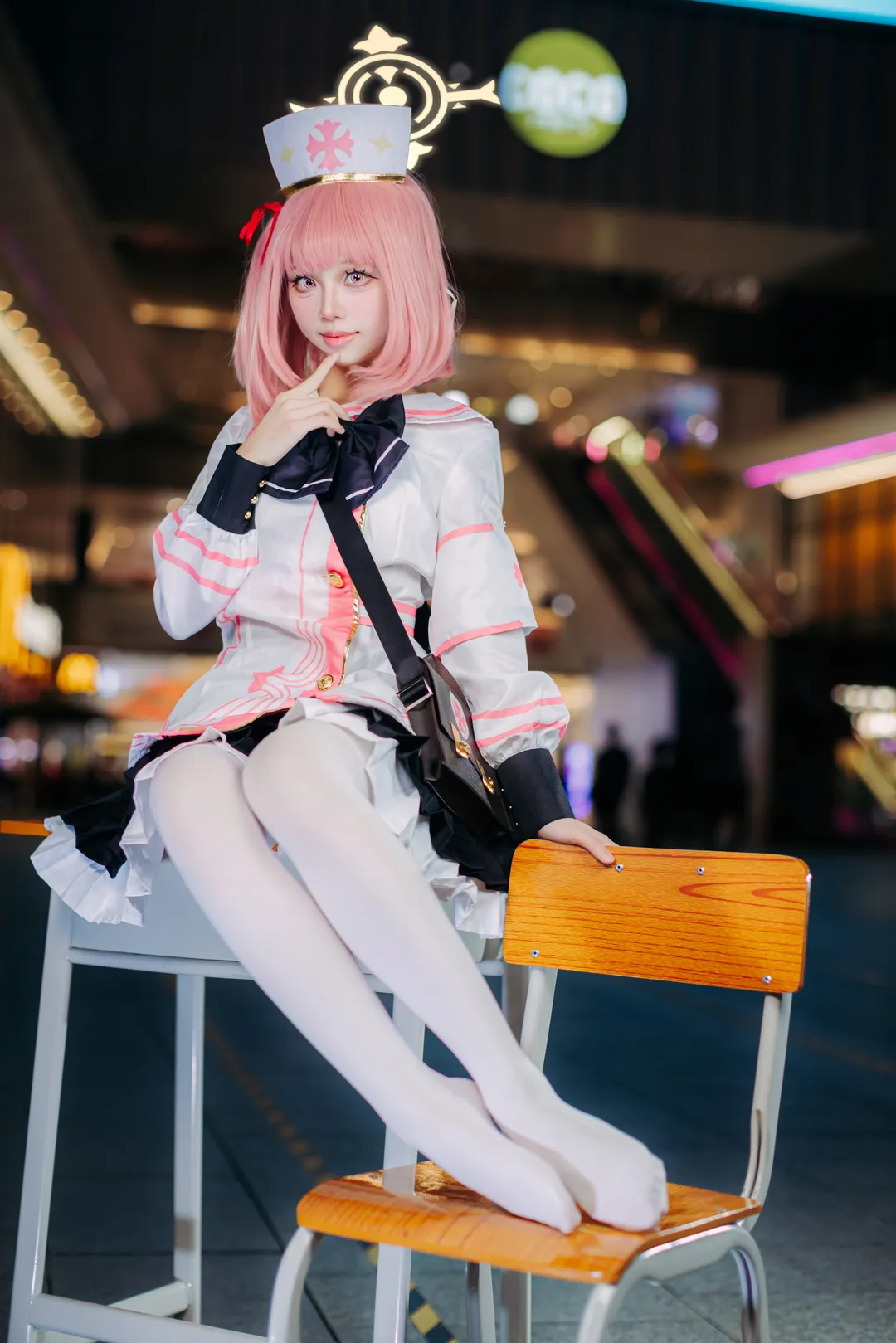 ブルーアーカイブ, イベント写真, 可愛い女の子, 白ストッキング, セリナ コスプレ - 9枚目