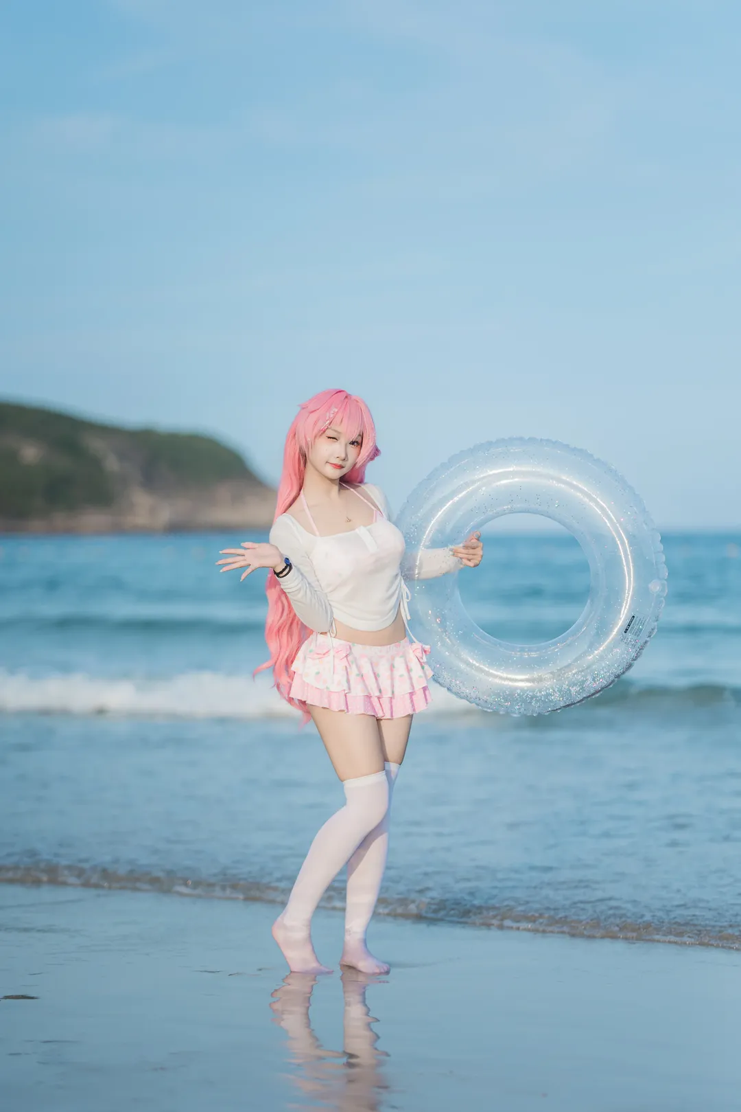 cosplay摄影, 桃乐丝cos, nikke, 过膝袜cos, 海边泳装