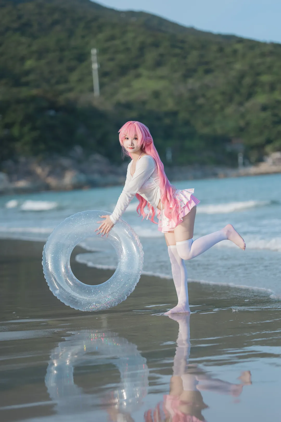 cosplay摄影, 桃乐丝cos, nikke, 过膝袜cos, 海边泳装 - 第4张