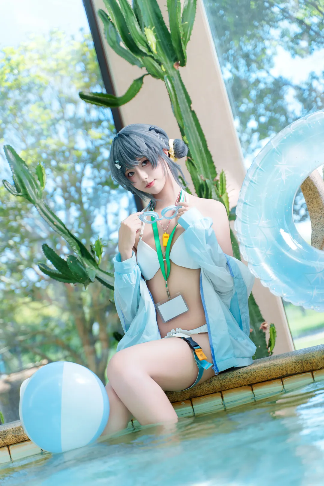 户外摄影, 明日方舟, 泳装cosplay, 夏日氛围, 羽毛笔cos