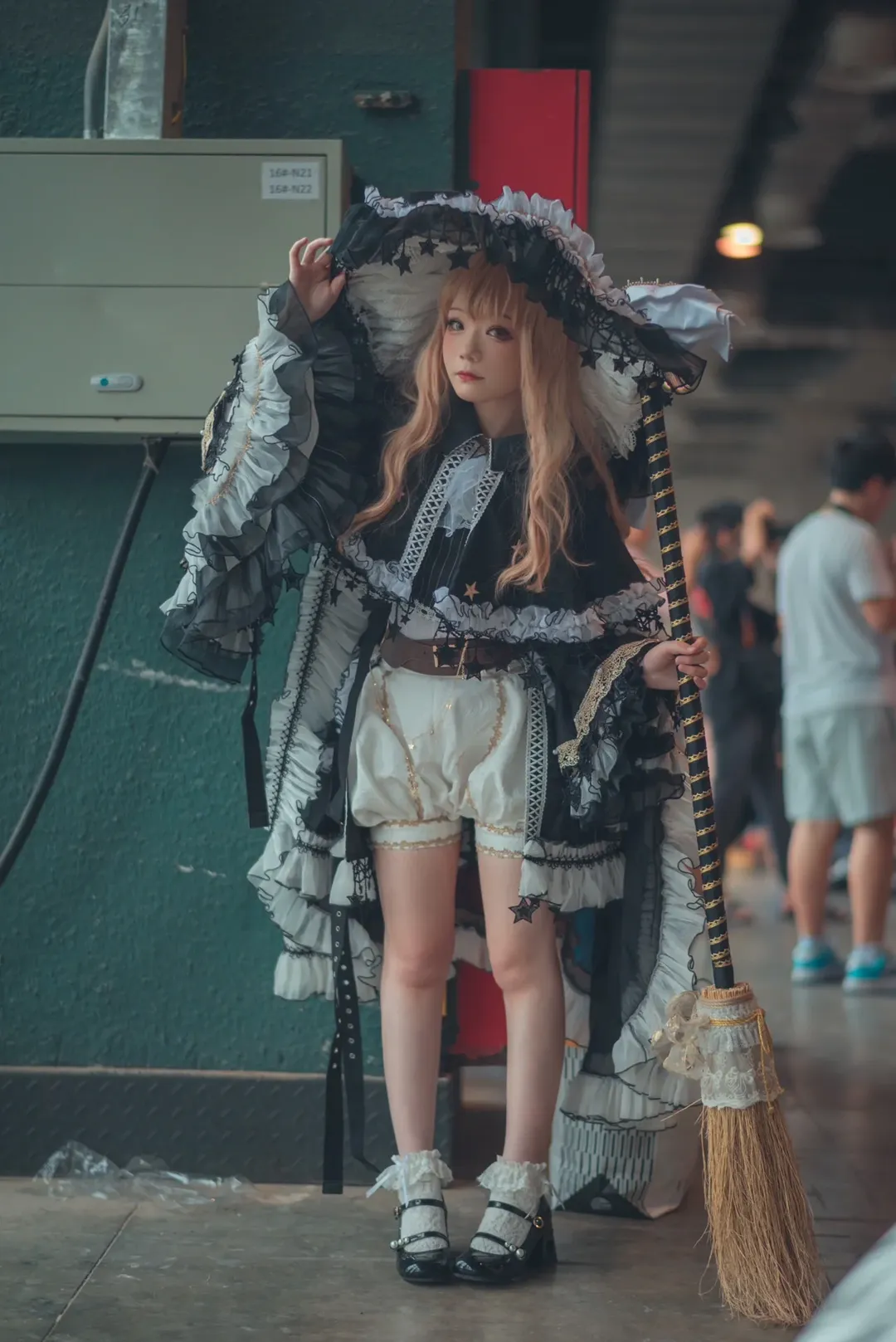 魔理沙コスプレ, ホタルACGエキスポ, 白ストッキング, コスプレイベント写真, 東方Project - 5枚目