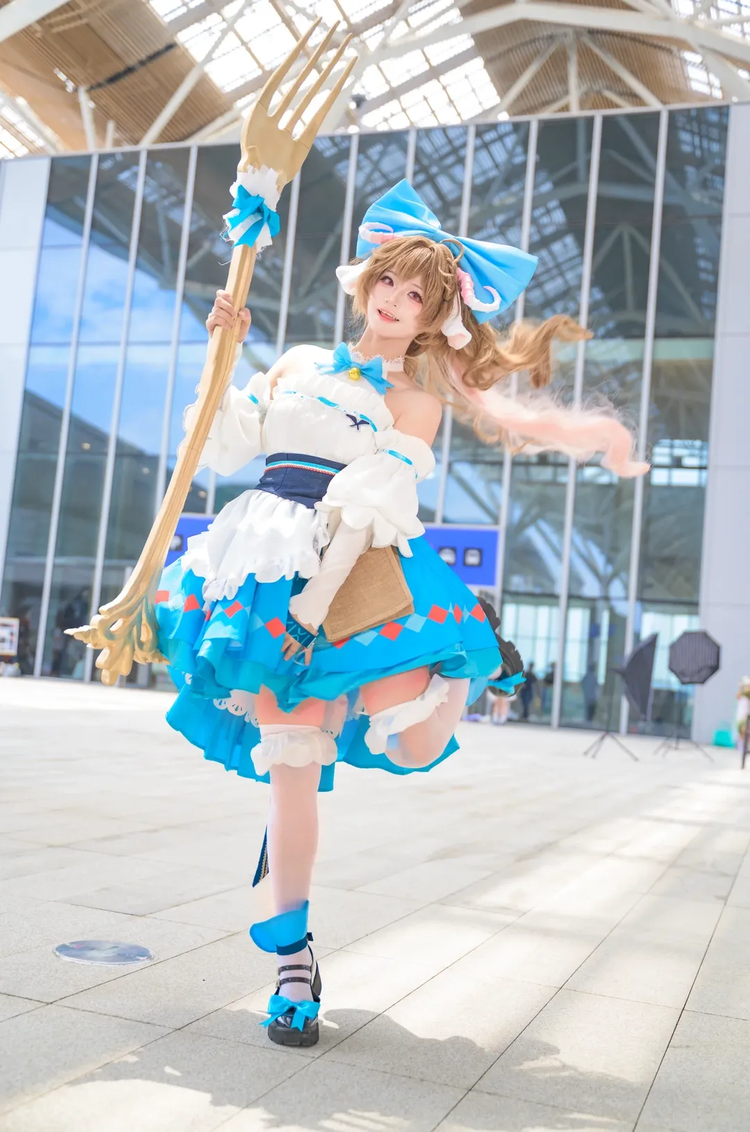漫展返图, 二次元cosplay, 明日方舟, 艾雅法拉cos, 白丝cos