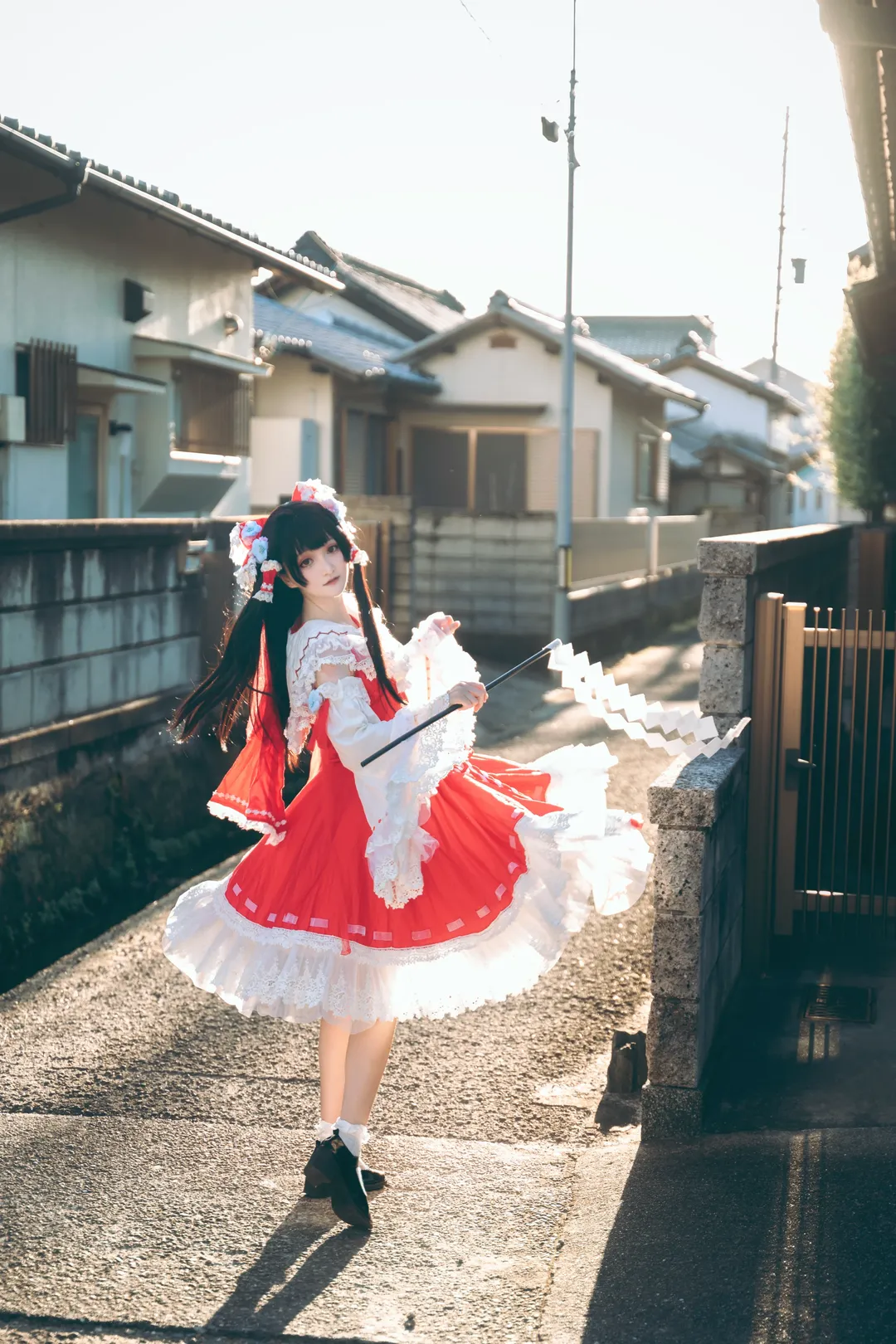 コスプレ, 東方Project, 白ストッキング, 日系ストリートスナップ, 赤と白のドレス - 1枚目