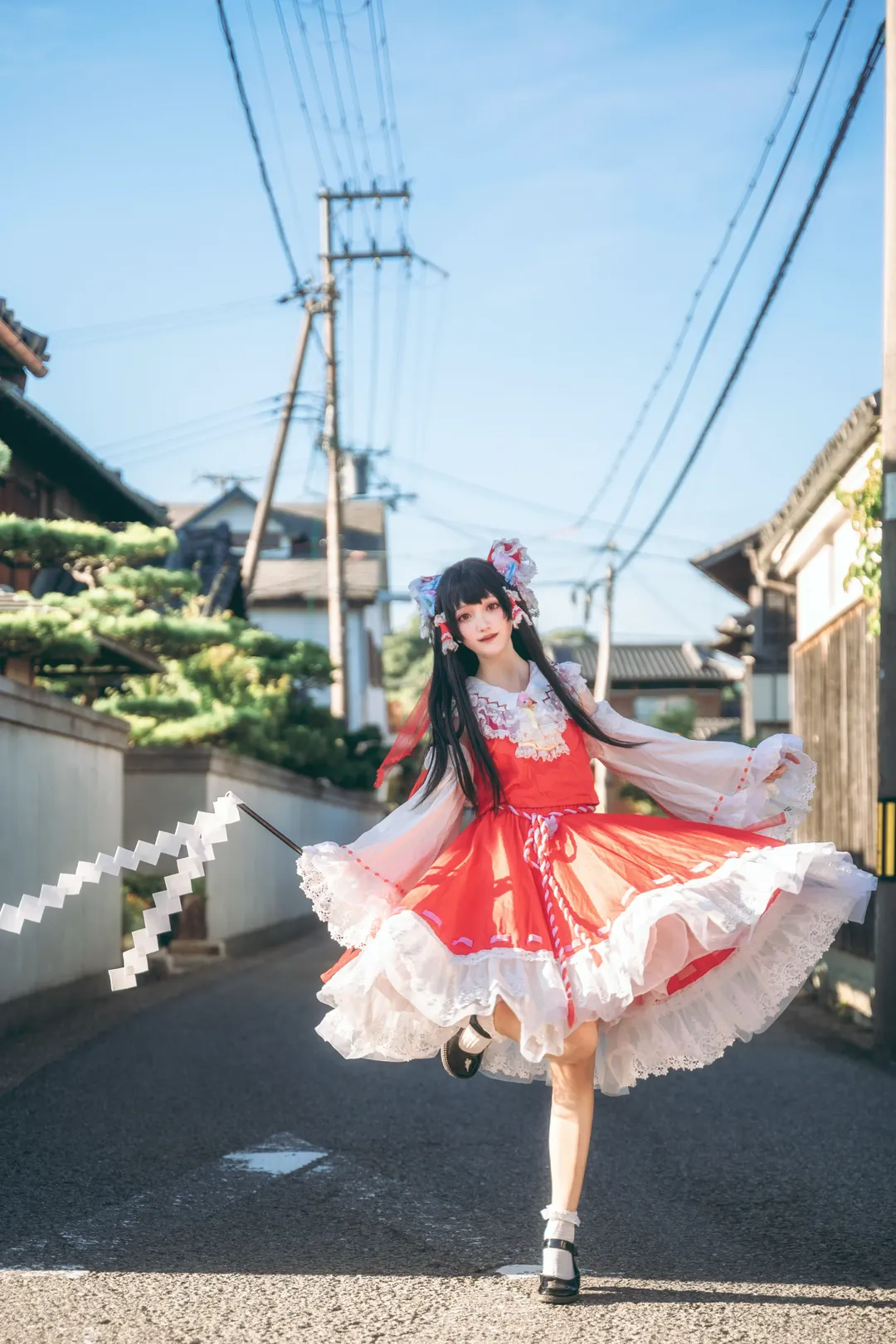 コスプレ, 東方Project, 白ストッキング, 日系ストリートスナップ, 赤と白のドレス - 4枚目