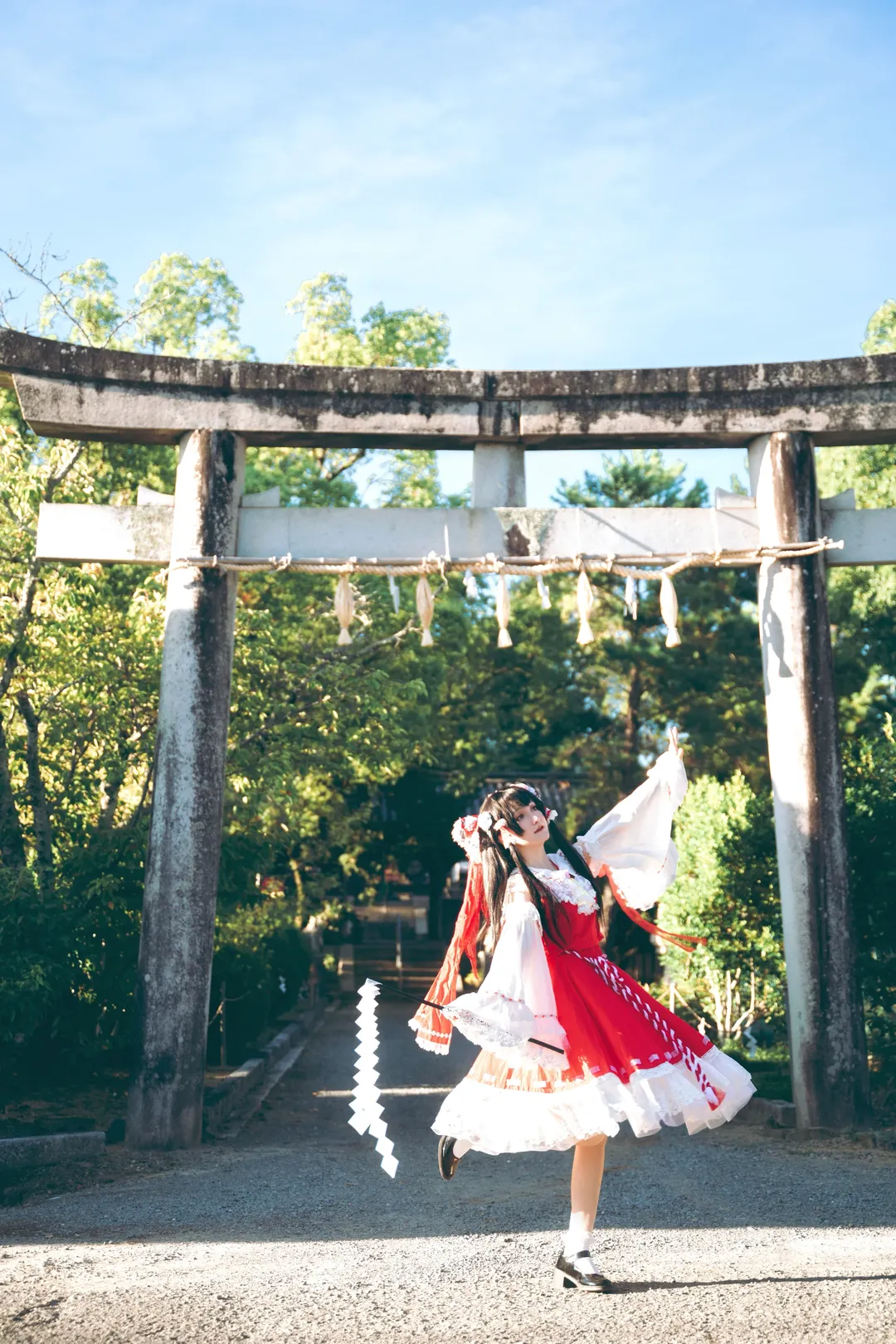 コスプレ, 東方Project, 白ストッキング, 日系ストリートスナップ, 赤と白のドレス - 8枚目