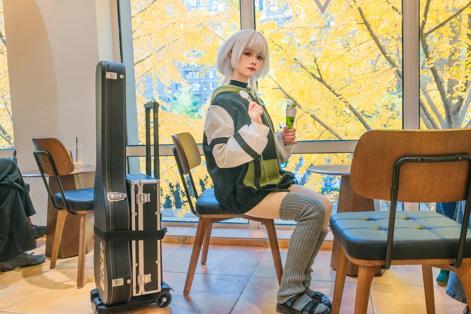 cosplay摄影, 要乐奈cos, BanG Dream! It's MyGO!!!!!, 秋日街拍, 灰色堆堆袜 - 第8张