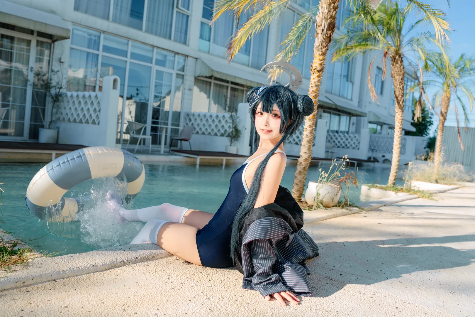 蔚蓝档案, 妃咲cos, cosplay分享, 动漫角色扮演, 夏日泳池写真