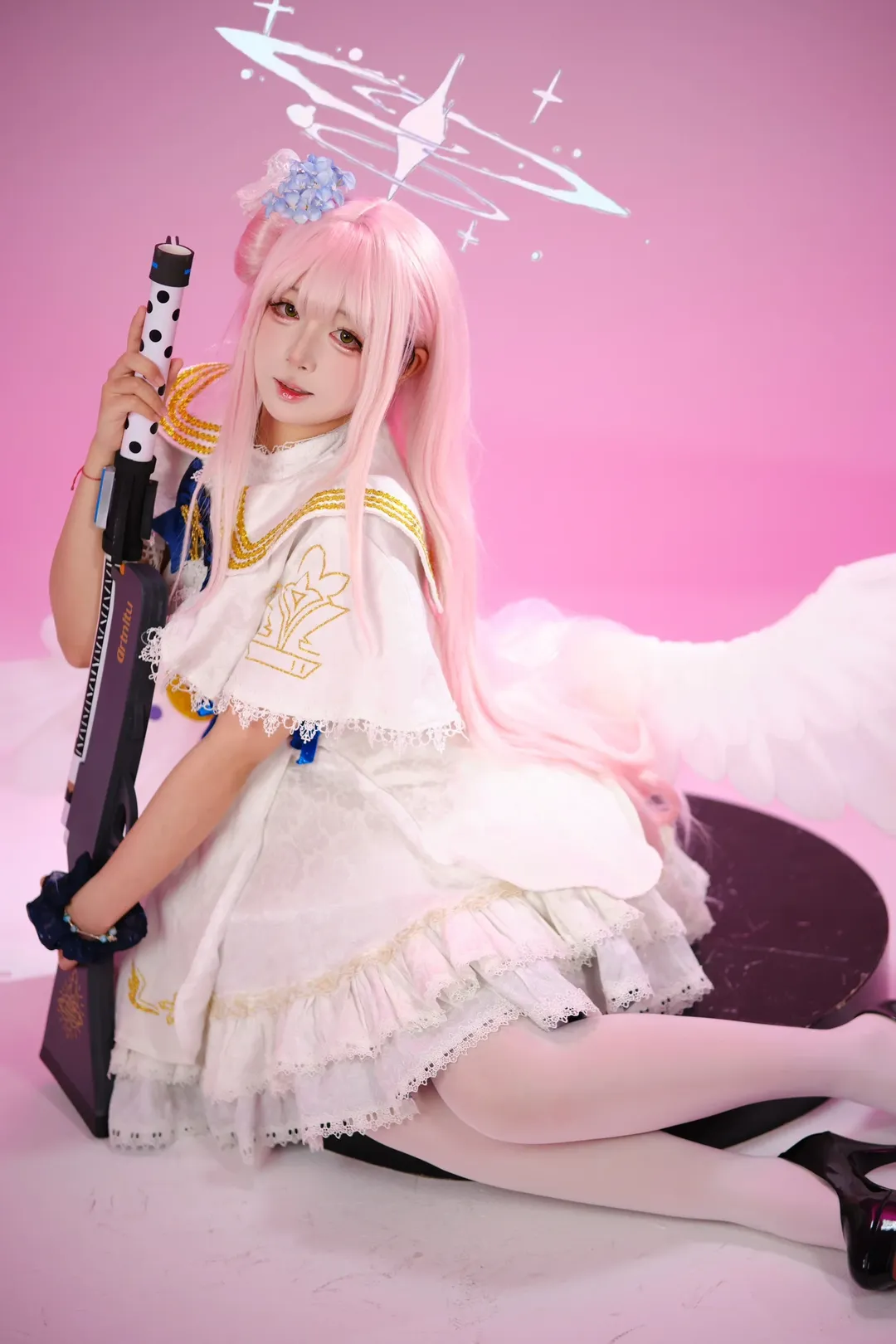 碧蓝档案, 圣园未花cos, 白丝, cosplay摄影, 反差萌cos - 第5张