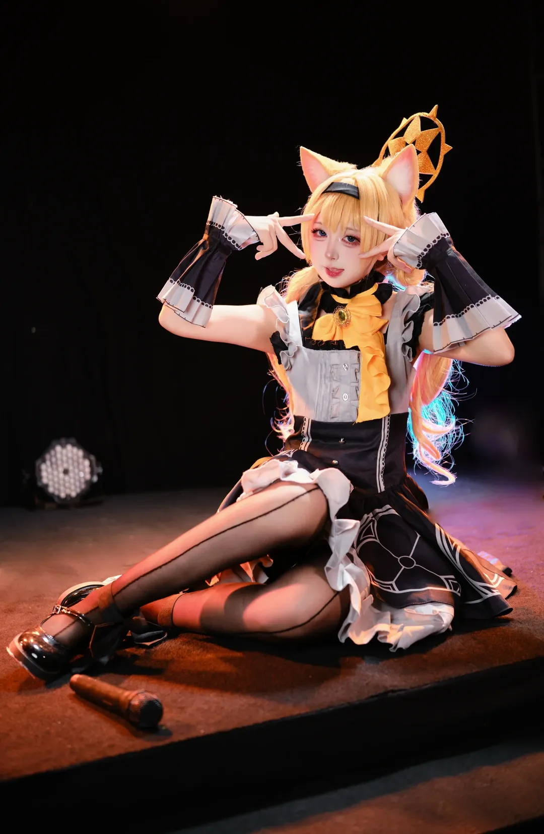 cosplay, 蔚蓝档案, 伊落玛丽cos, 黑丝穿搭, 舞台少女 - 第1张