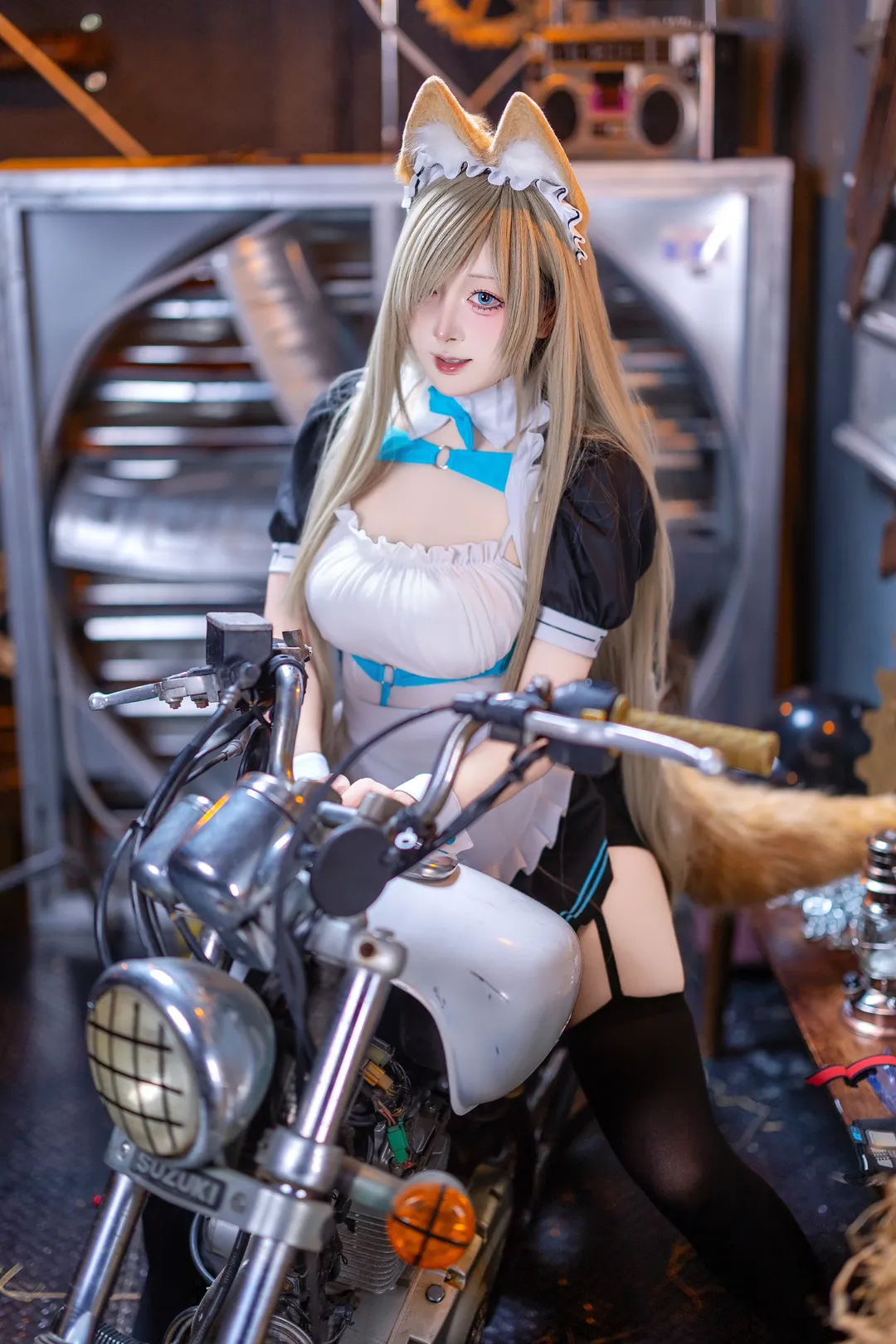 蔚蓝档案, 黑丝穿搭, 明日奈cos, 女仆装cosplay, 机车少女 - 第3张