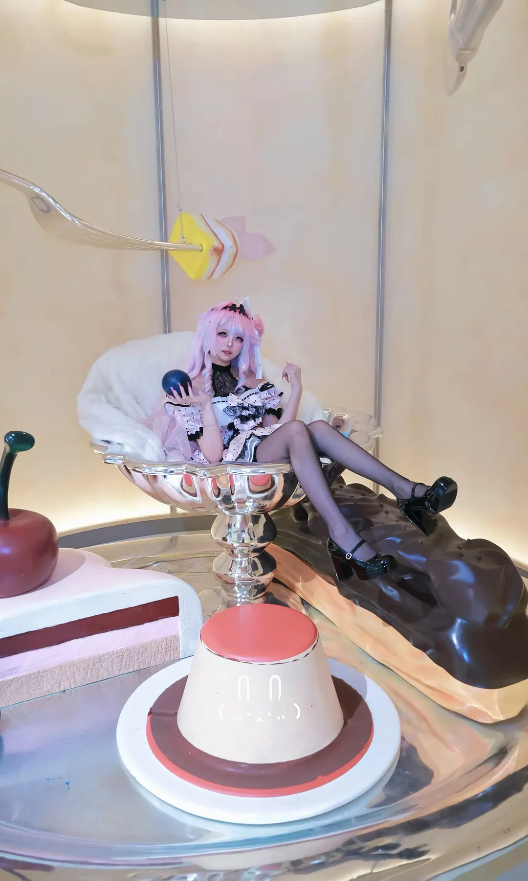 鸣潮, 达妮娅cos, 二次元穿搭, 私设cosplay, 甜品主题摄影 - 第2张
