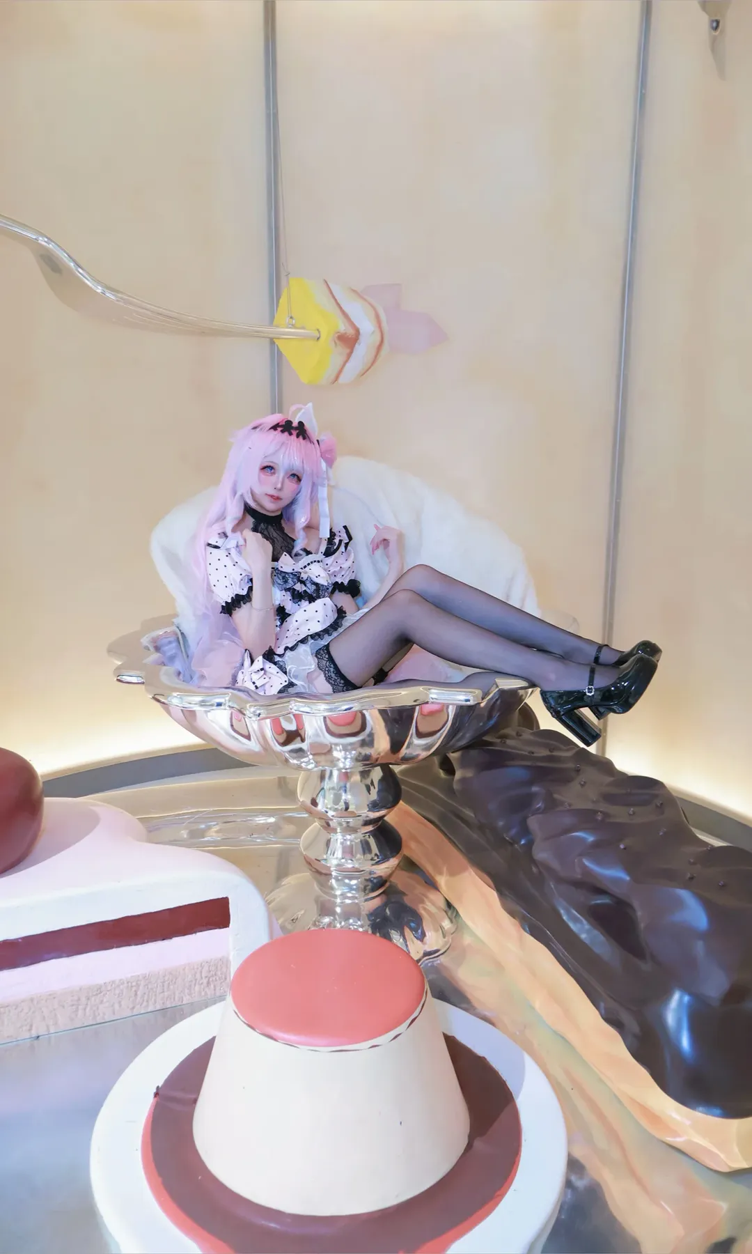 鸣潮, 达妮娅cos, 二次元穿搭, 私设cosplay, 甜品主题摄影 - 第3张