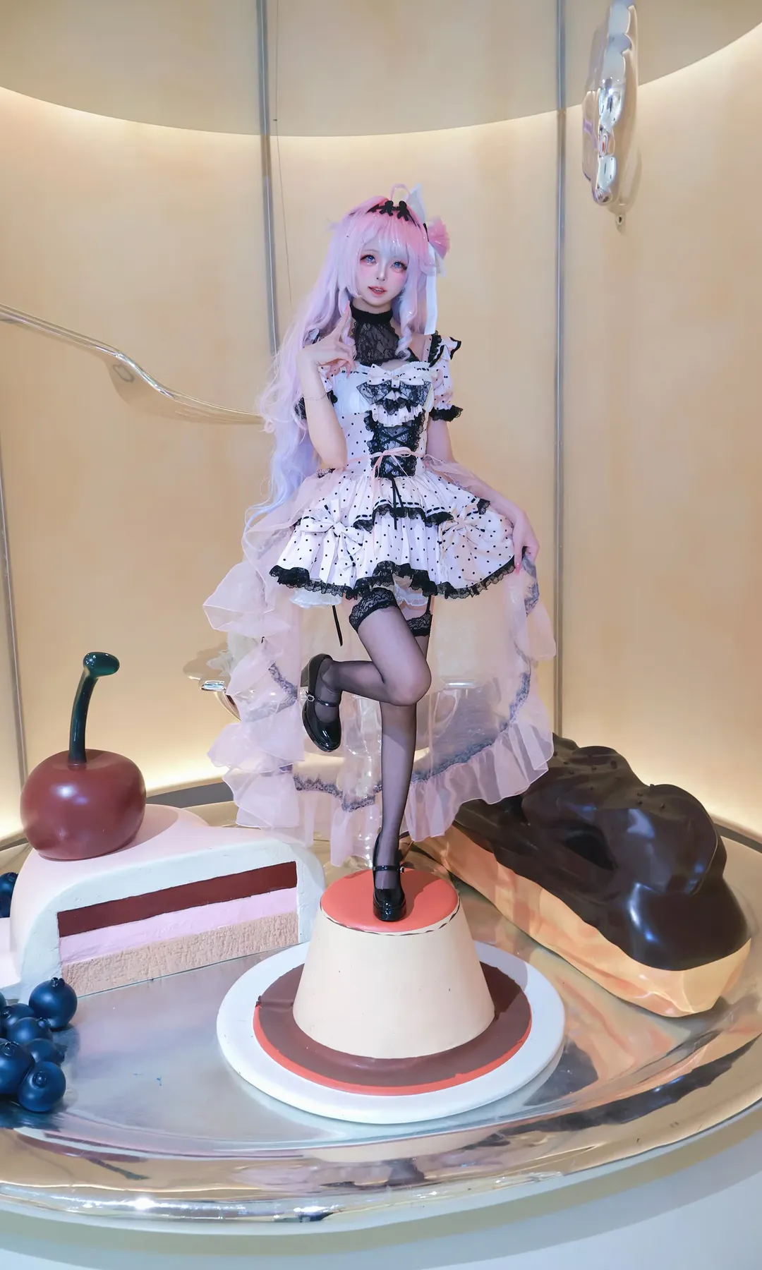 鸣潮, 达妮娅cos, Lolita风格, 私设cos, 甜品主题摄影 - 第2张