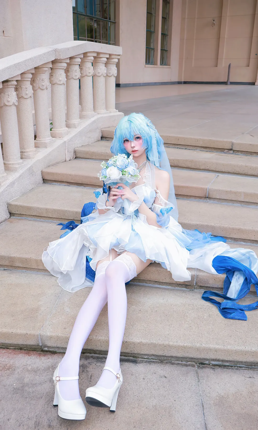 Wuthering Waves, The Shorekeeper cosplay, Casual cosplay, White thigh-highs outfit, Blue hair style