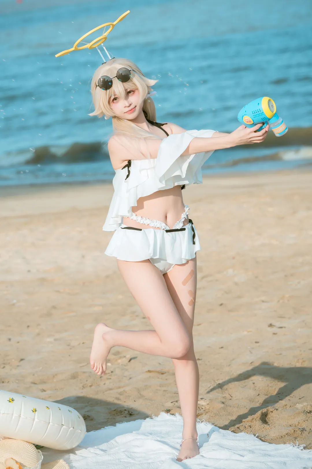 ブルーアーカイブ, 水着撮影, 海辺のポートレート, コスプレシェア, ヒフミのコスプレ