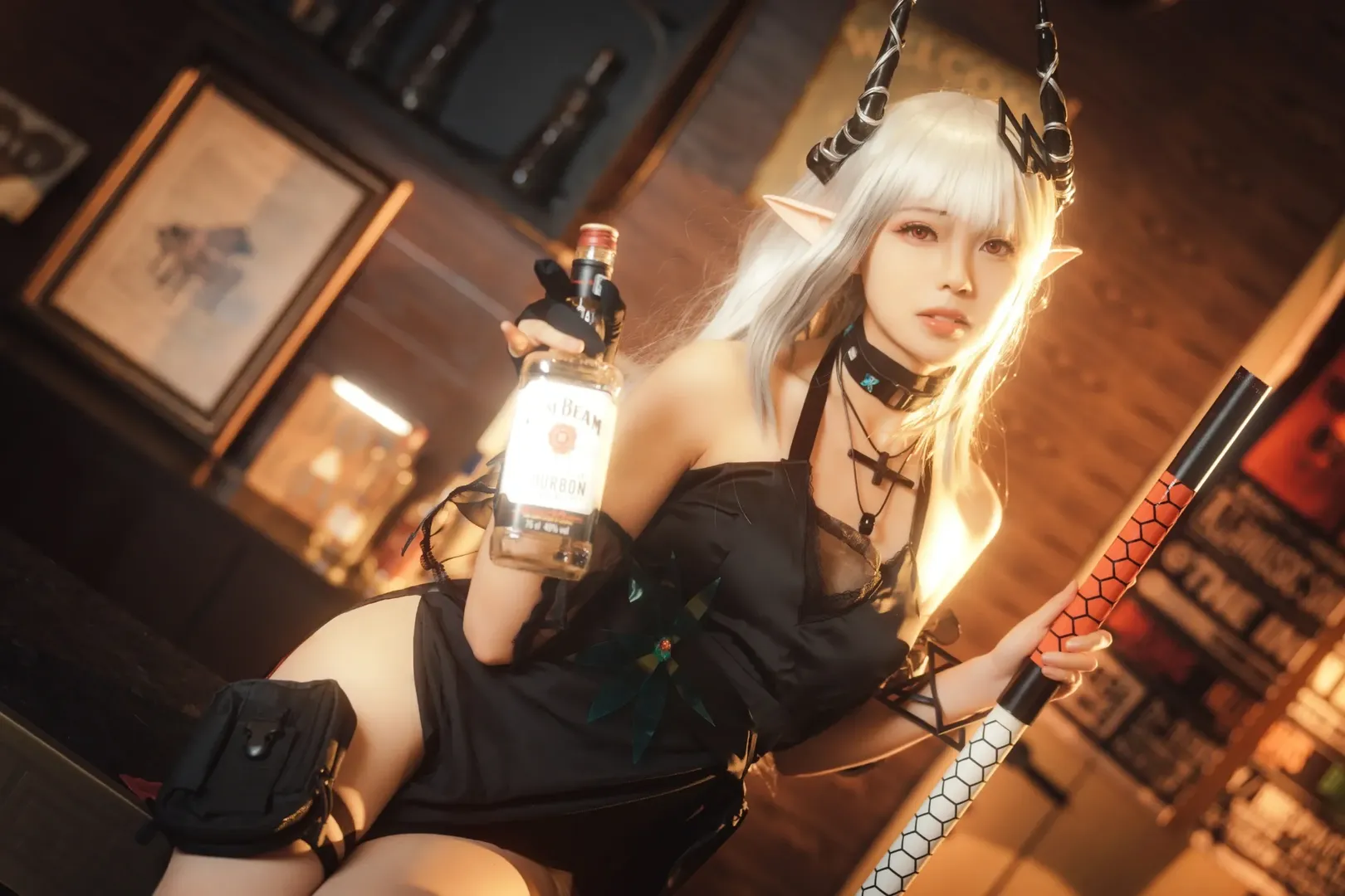 cosplay, 明日方舟, 精灵耳, 酒吧写真, 黑曜石cos - 第2张