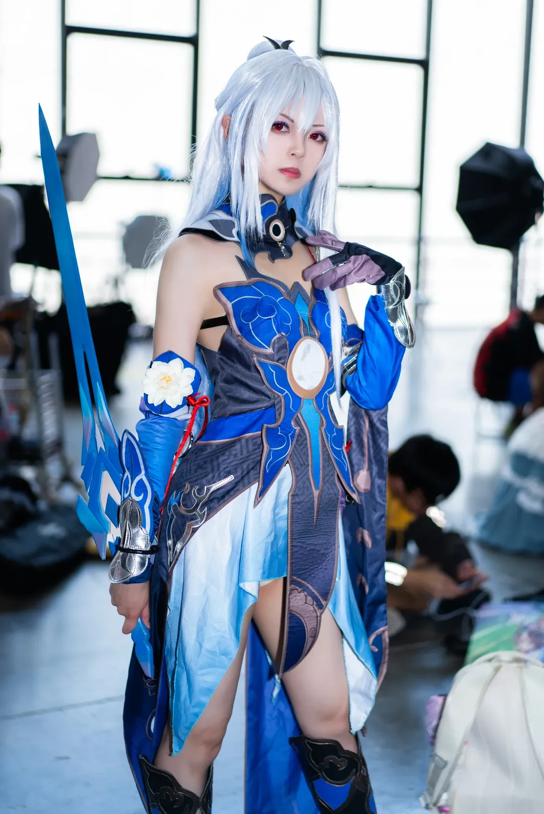 cosplay, 崩坏星穹铁道, 蓝白配色, CICF漫展, 冰剑造型 - 第1张