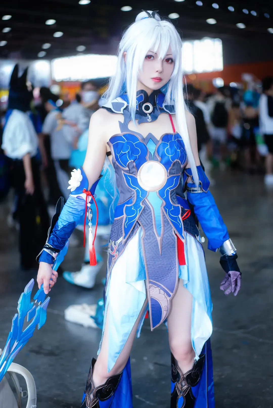 cosplay, 崩坏星穹铁道, 蓝白配色, CICF漫展, 冰剑造型 - 第4张