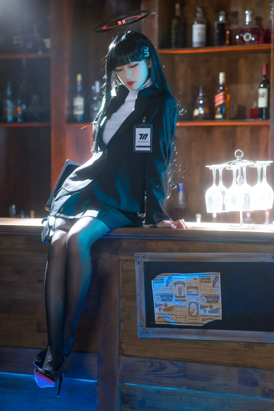 蔚藍檔案, 黑絲穿搭, 調月莉音cos, 西裝制服, 千禧年氛圍 - 第2張