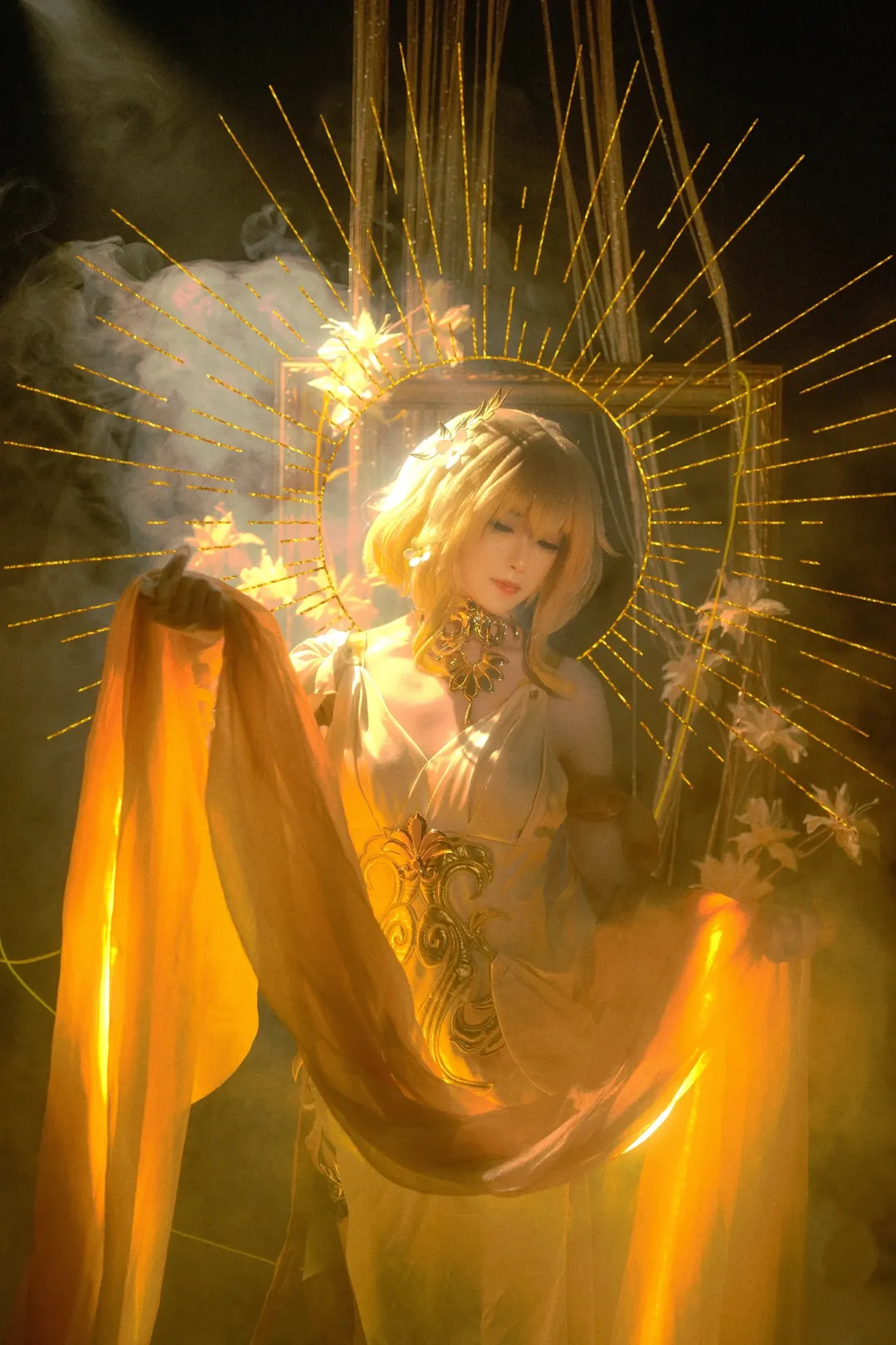 Roleplay, Aglaea Cosplay, Honkai: Star Rail, Cosplay photography, Light and shadow atmosphere