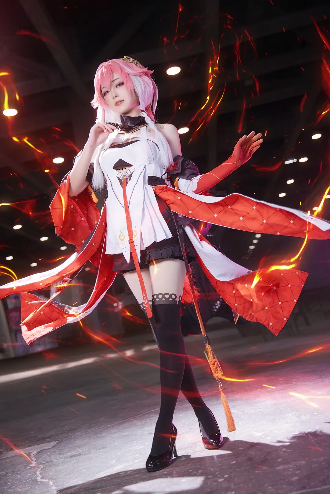 鸣潮, Cosplay摄影, 长离cos, 黑丝, CICF漫展