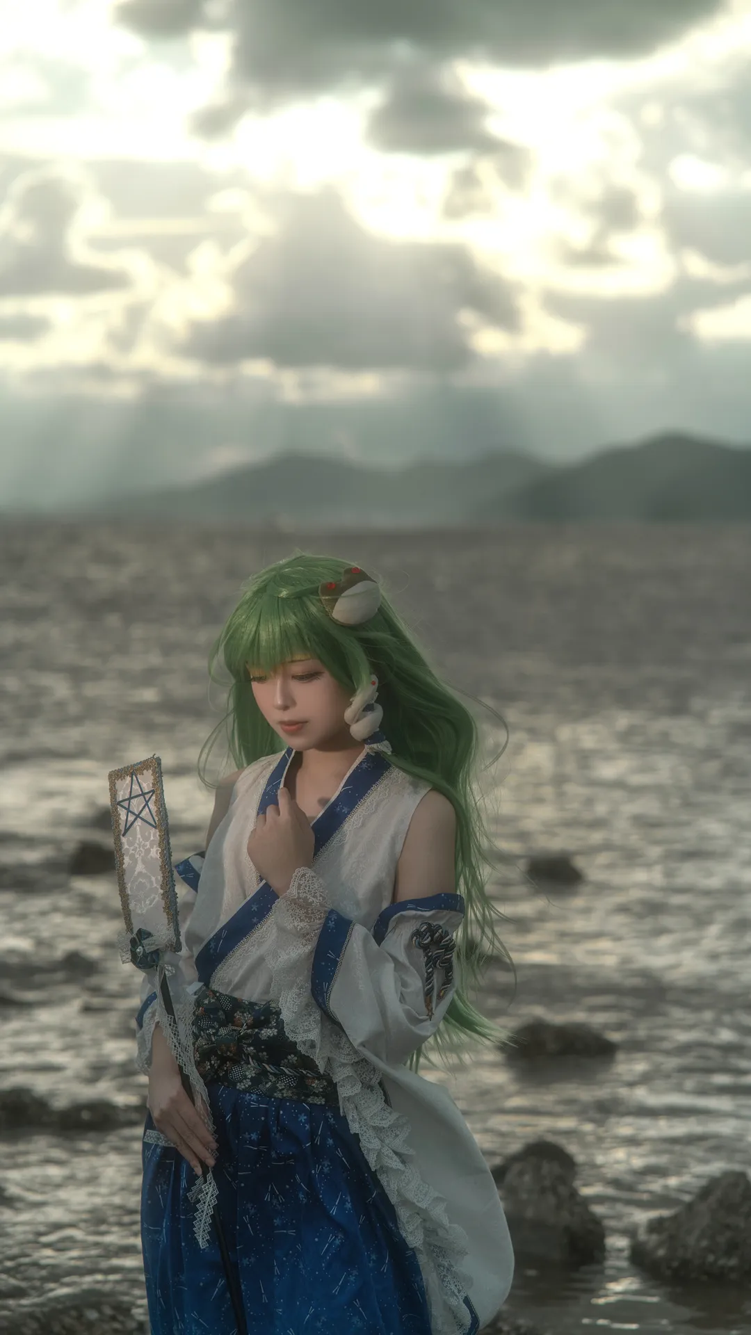 cosplay, 东方project, 东风谷早苗cos, 水边摄影, 绿发假发