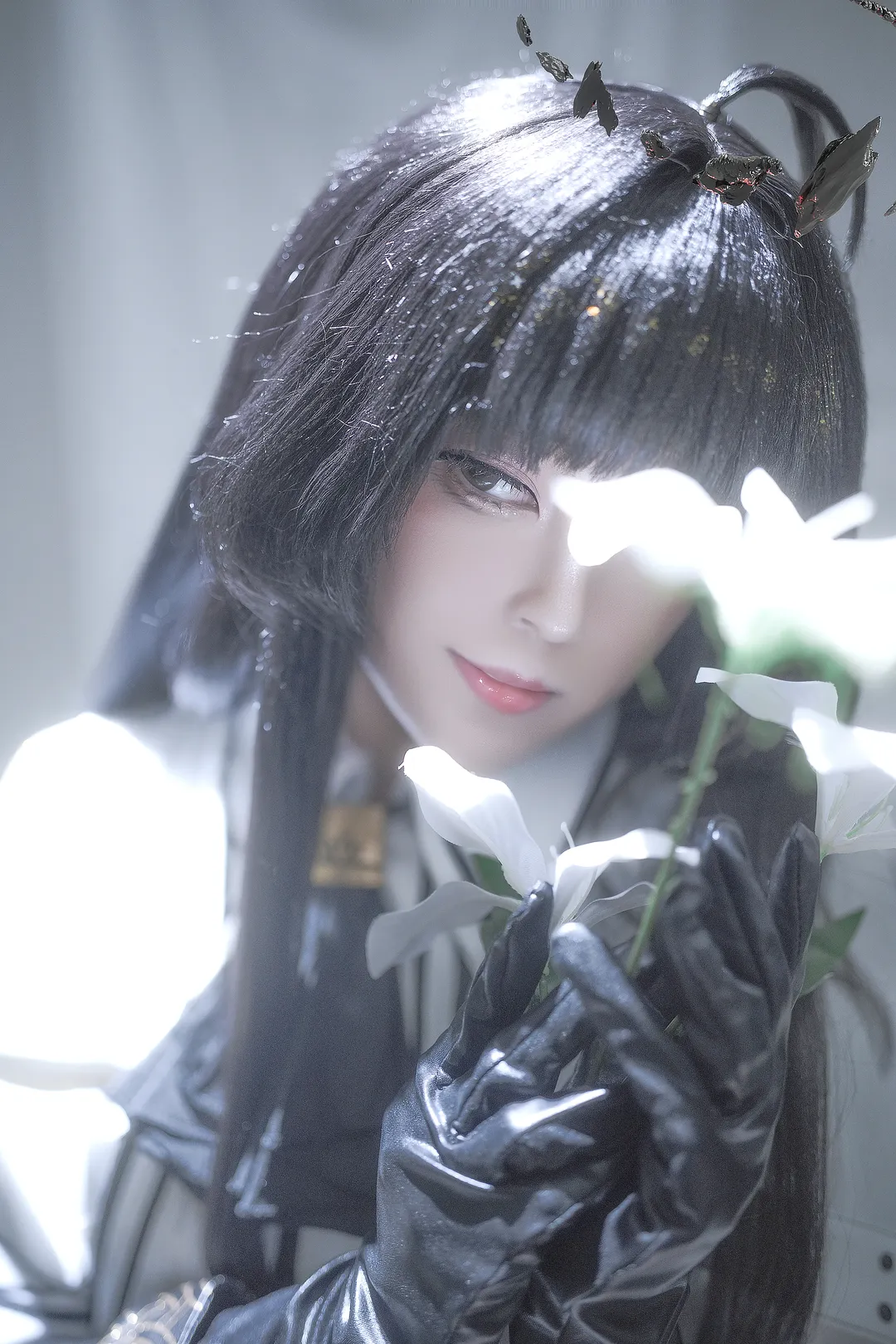 アークナイツ, コスプレ撮影, アルトリア コスプレ, 冷色調の雰囲気, モノクロの光と影