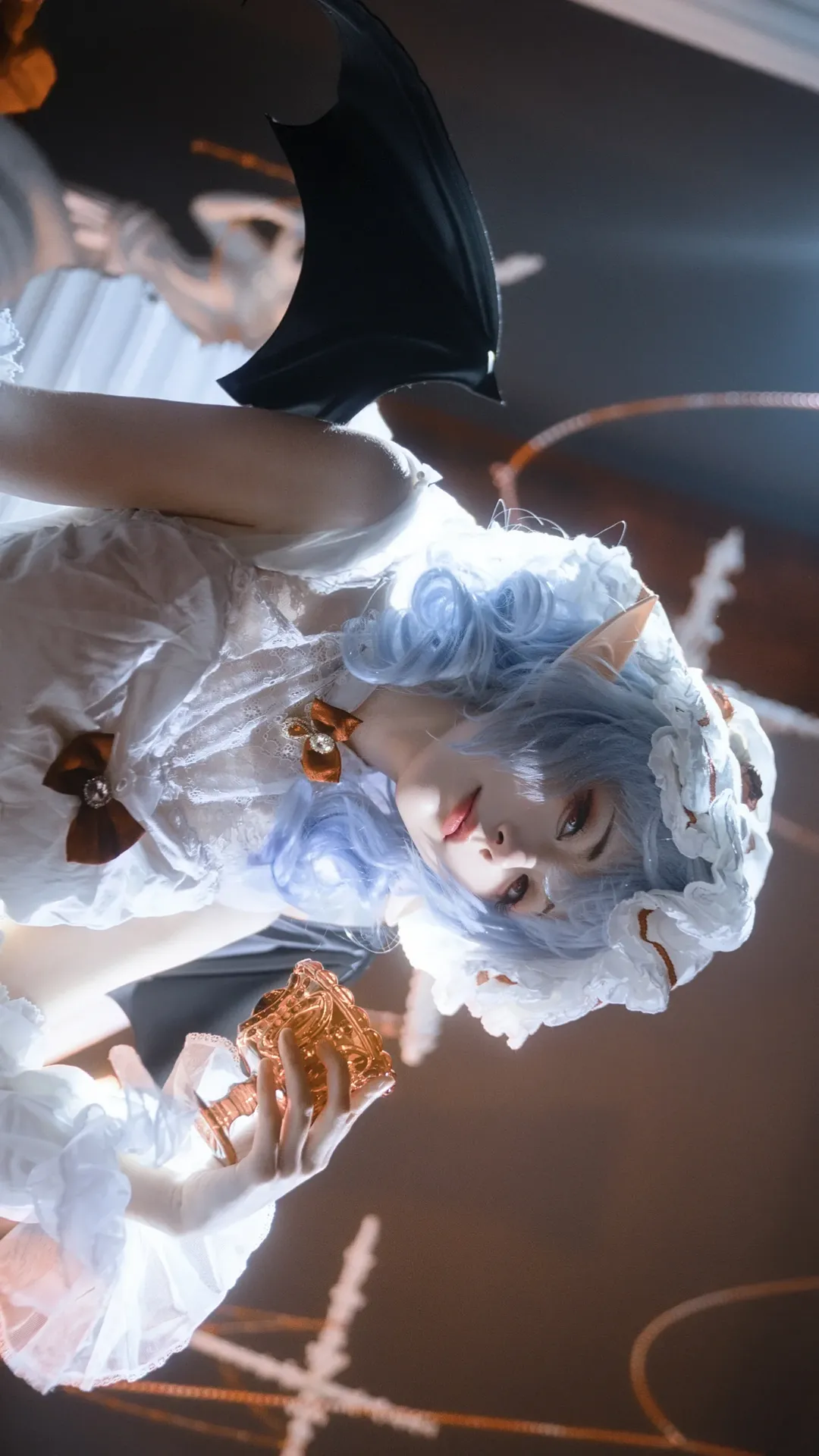 東方Project, レミリアコスプレ, エルフ耳スタイル, 白いドレスコスプレ, ヴァンパイア風 - 1枚目