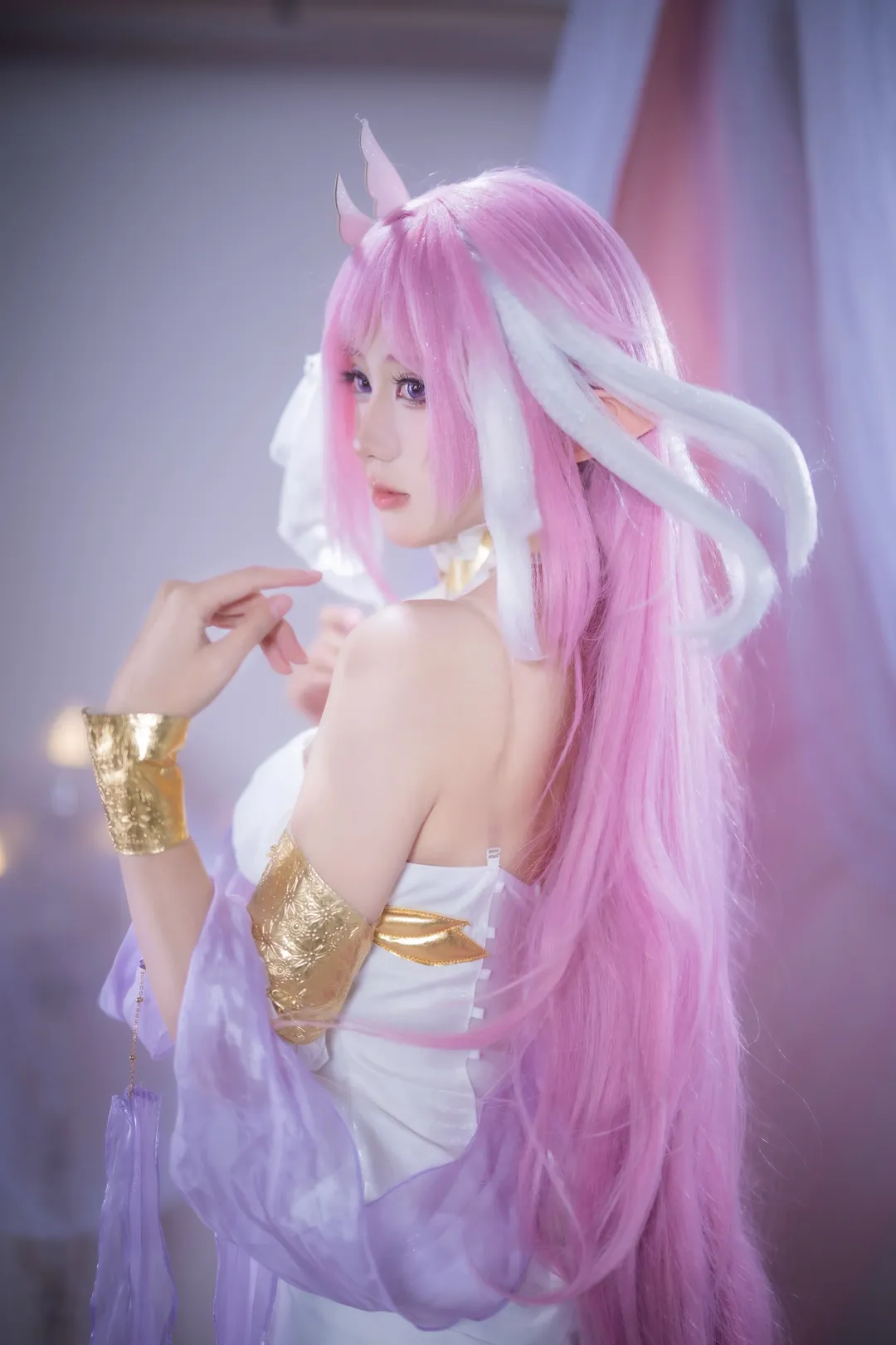 爱莉希雅cos, 崩坏三, 二次元cosplay, 白丝cos, 爱莉希雅生日 - 第7张
