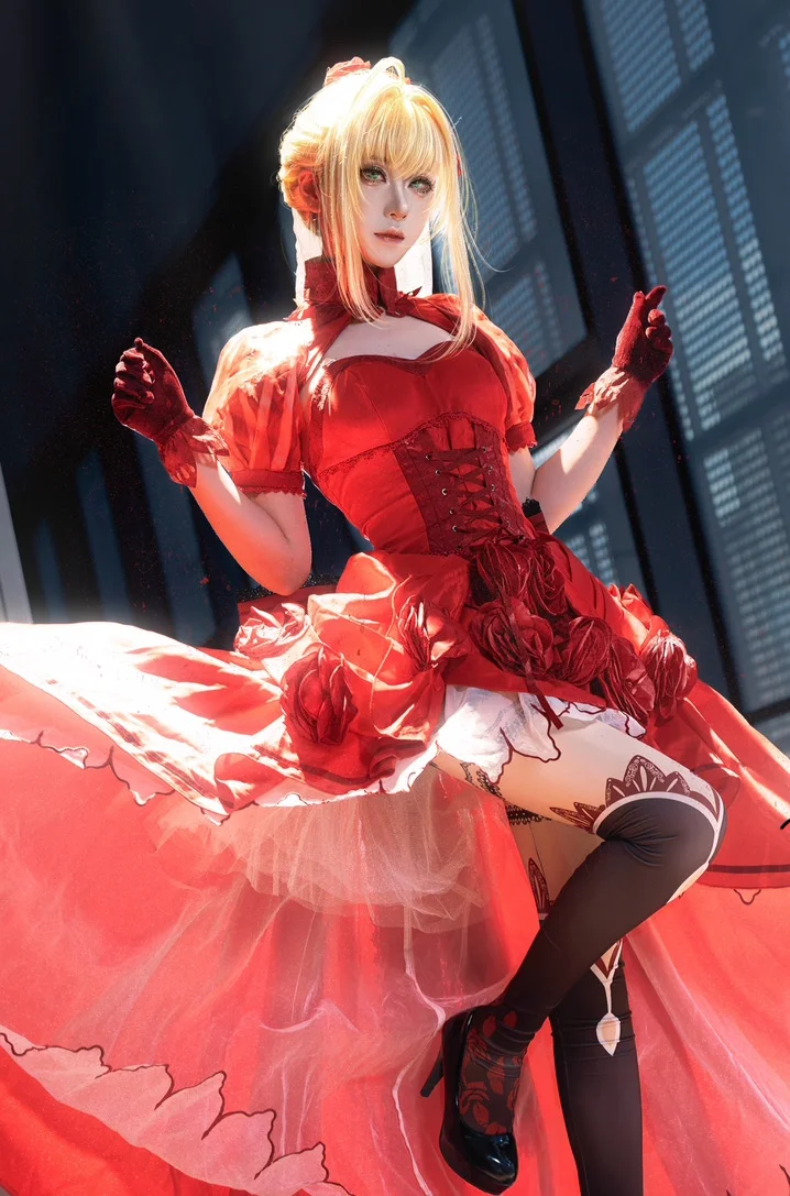 Fate/Grand Order, 尼禄cos, 黑丝cos, 红裙cos, cosplay还原