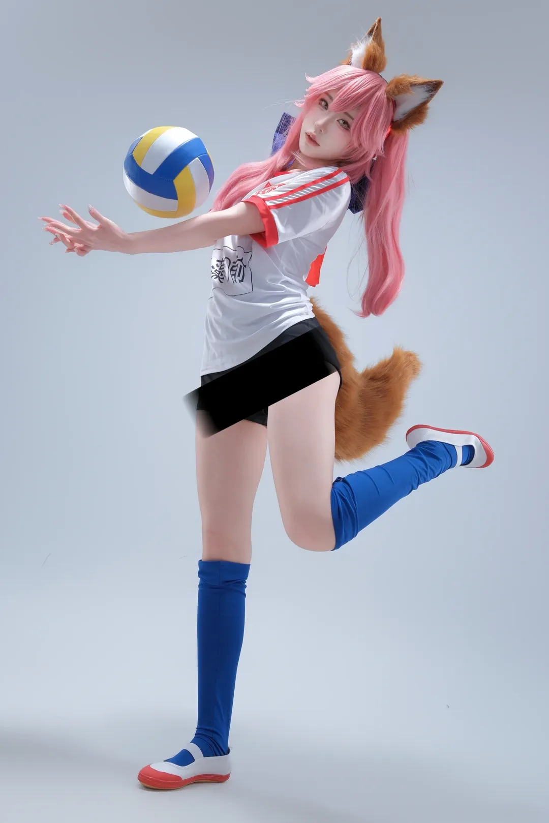 Fate/Grand Order, 兽耳装扮, 玉藻前cos, 体操服cosplay, 蓝色过膝袜 - 第2张