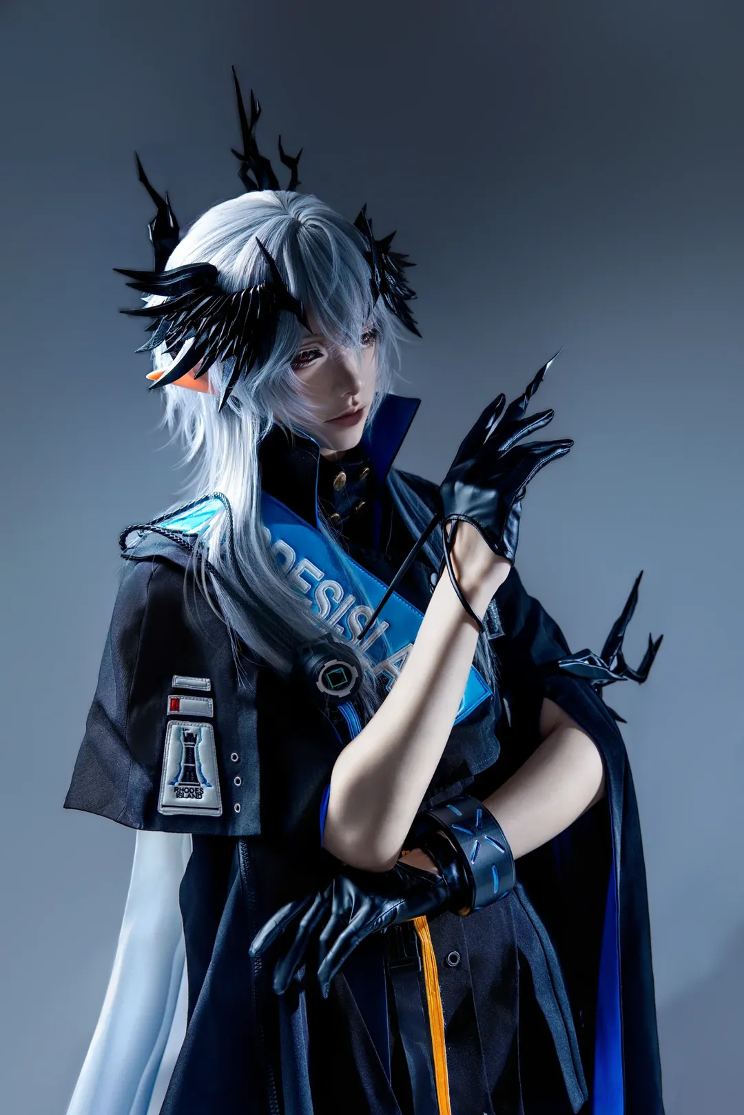 cosplay, 明日方舟, 银发精灵耳, 机能风cos, 逻各斯cos