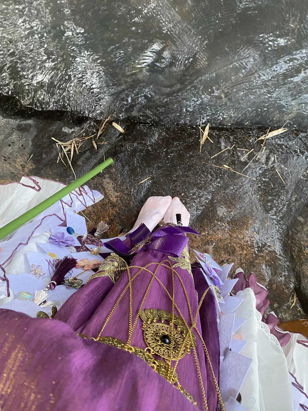 東方Project, 洩矢諏訪子 コスプレ, 金髪洋装, 季節外れの屋外撮影, 竹林の渓流 - 3枚目