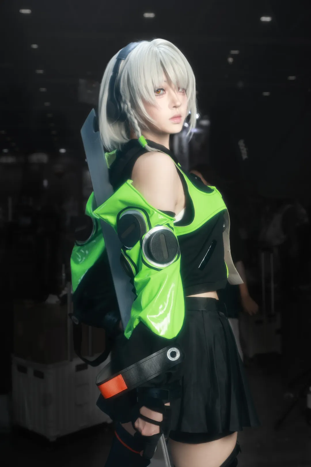 绝区零, 安比德玛拉cos, cosplay场照, 机能风穿搭, 黑丝长袜 - 第7张