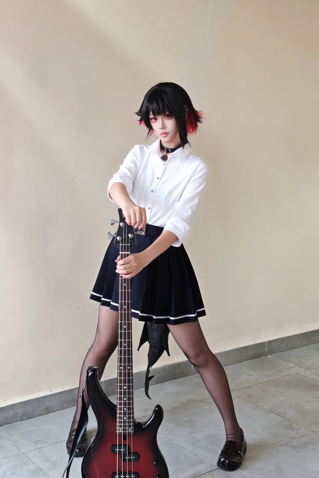 绝区零, 艾莲乔cos, cosplay摄影, 黑丝穿搭, 贝斯少女