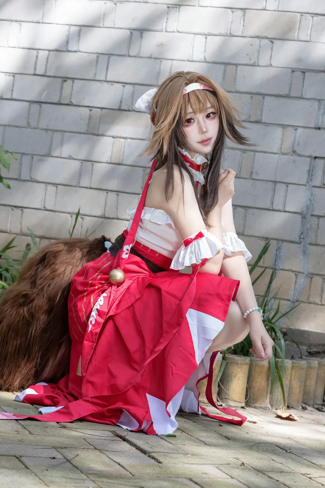 叶瞬光cos, 绝区零, 户外摄影, cosplay正片, 兽尾cos - 第2张