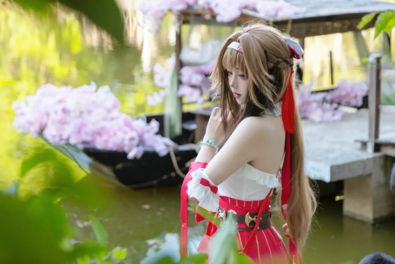 叶瞬光cos, 绝区零, cosplay, 外景摄影, 水边写真 - 第1张