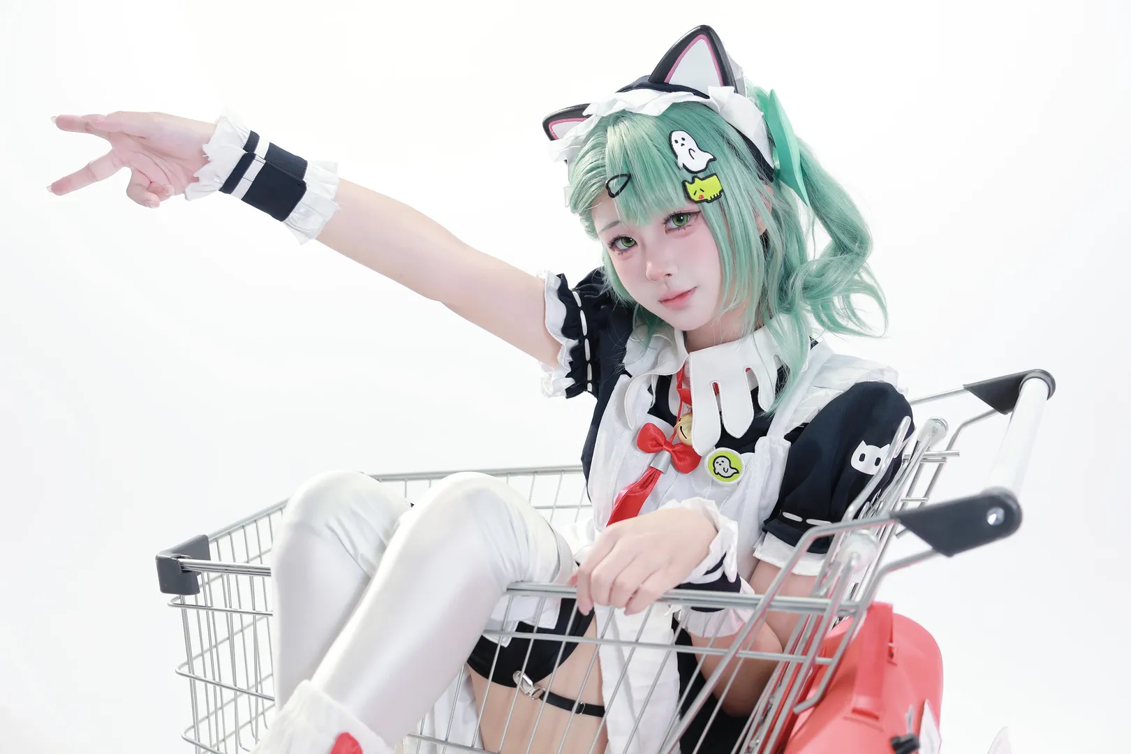 绝区零, 二次元, 女仆装, 白丝, 千夏cos - 第1张