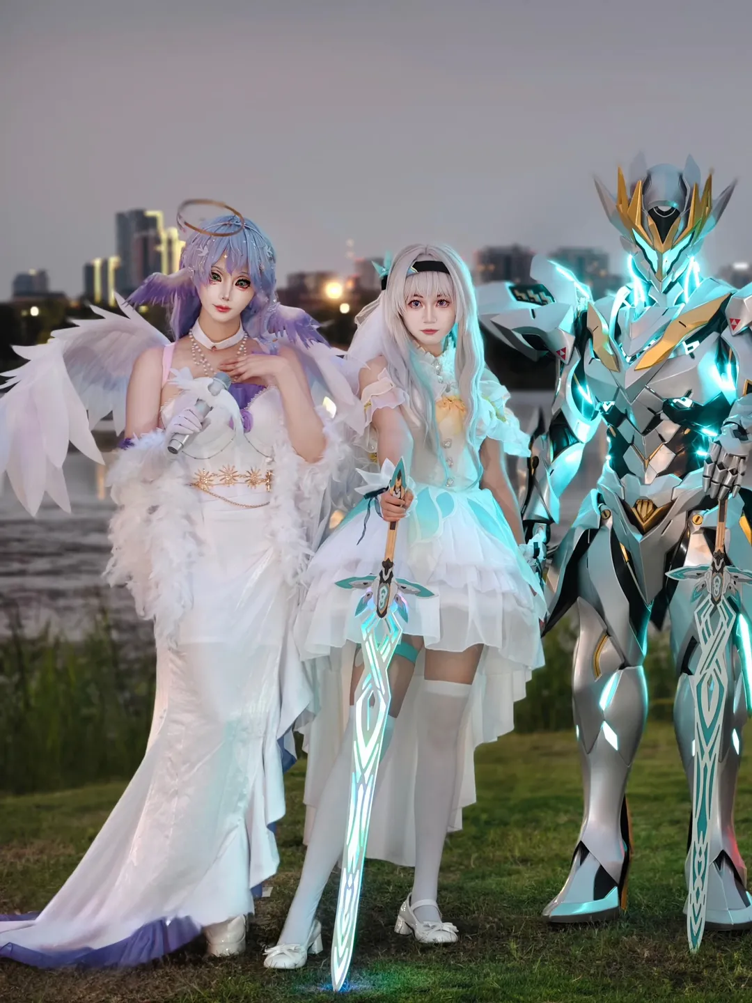 Honkai: Star Rail, Firefly cosplay, World Line Anime Convention, White tights cosplay, Outdoor cosplay