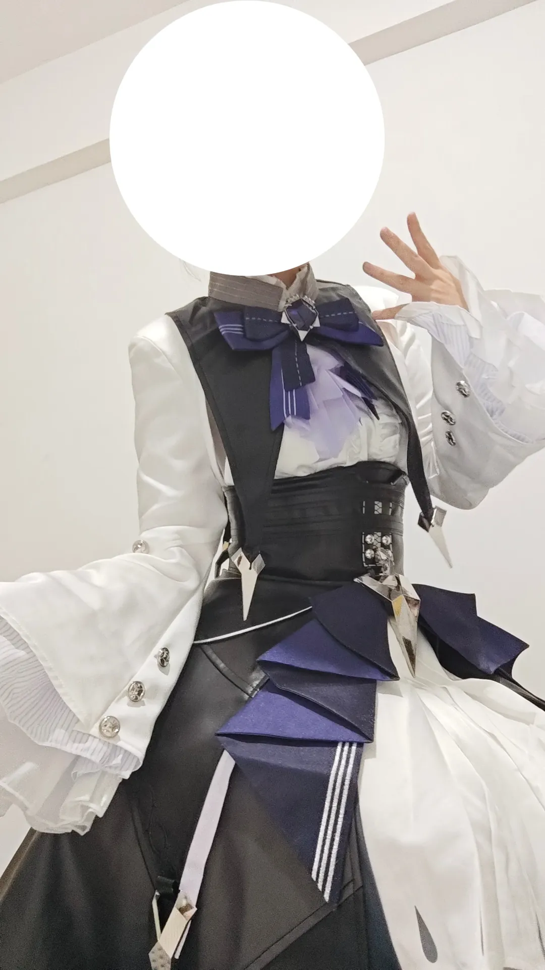 绝区零, 薇薇安cos, 二次元穿搭, cos试衣, 服装返图