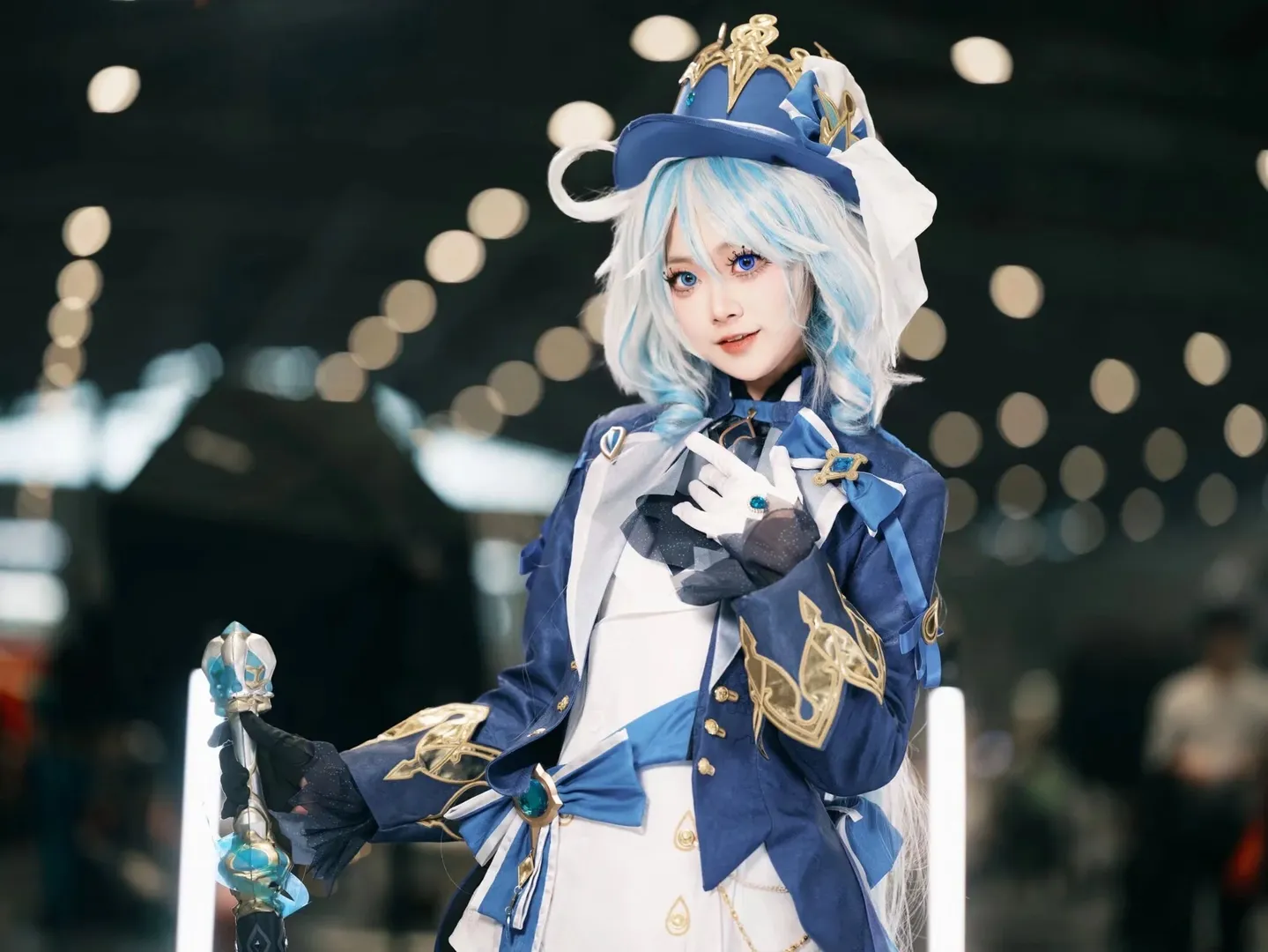 原神, フリーナ コスプレ, コスプレポーズ参考, アニメイベントの撮影ポーズ, 杖小道具撮影 - 4枚目
