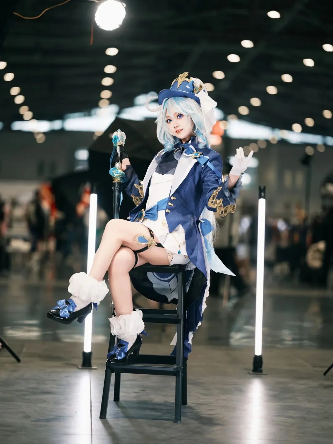 原神, フリーナ コスプレ, コスプレポーズ参考, アニメイベントの撮影ポーズ, 杖小道具撮影 - 9枚目