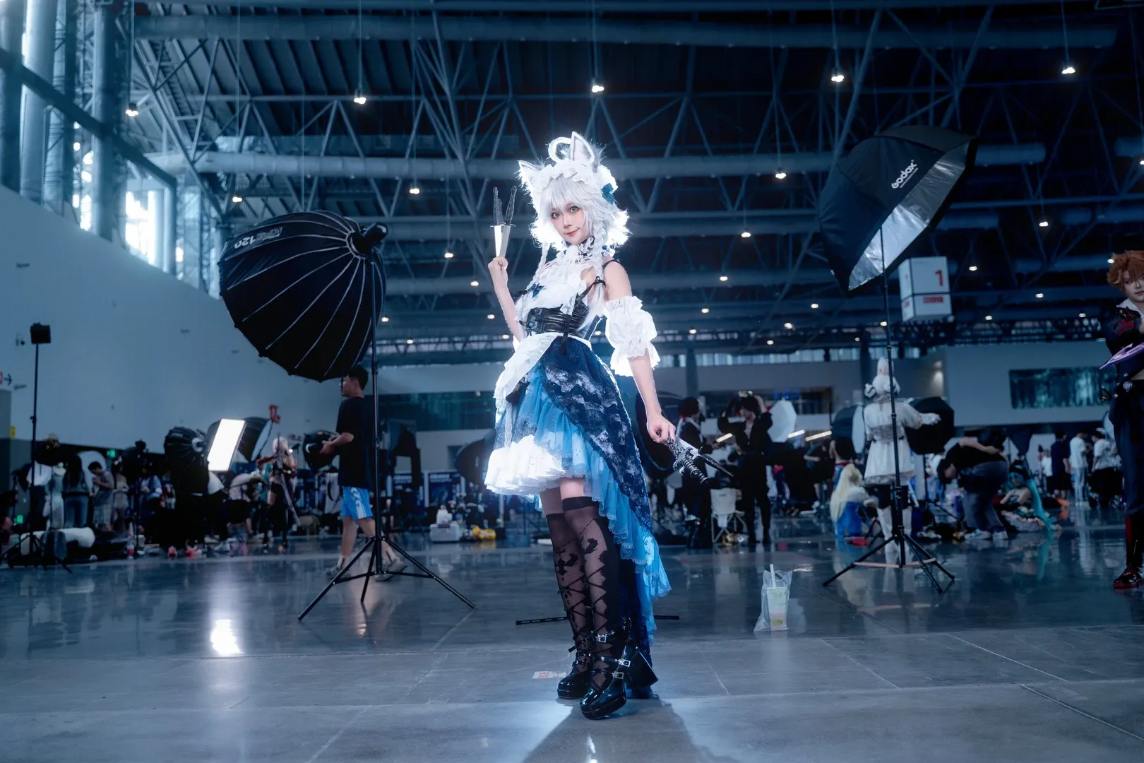 cosplay, 东方Project, 漫展返图, 十六夜咲夜cos, 黑丝 - 第3张