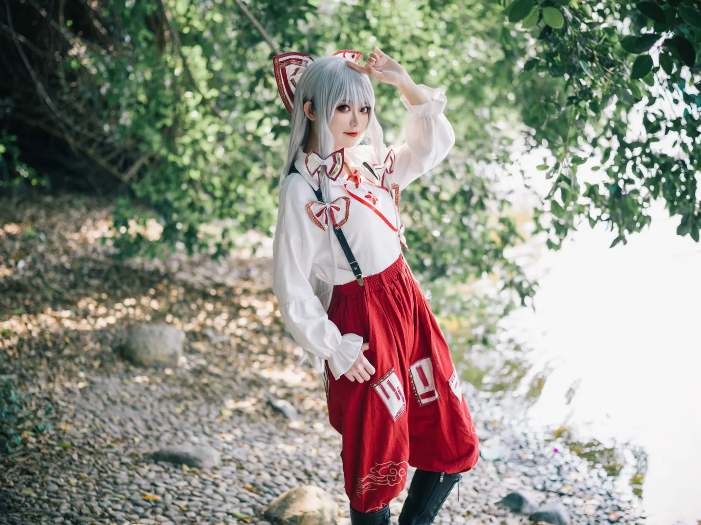 外景摄影, 藤原妹红cos, 银发红瞳, 竹林写真, 東方project