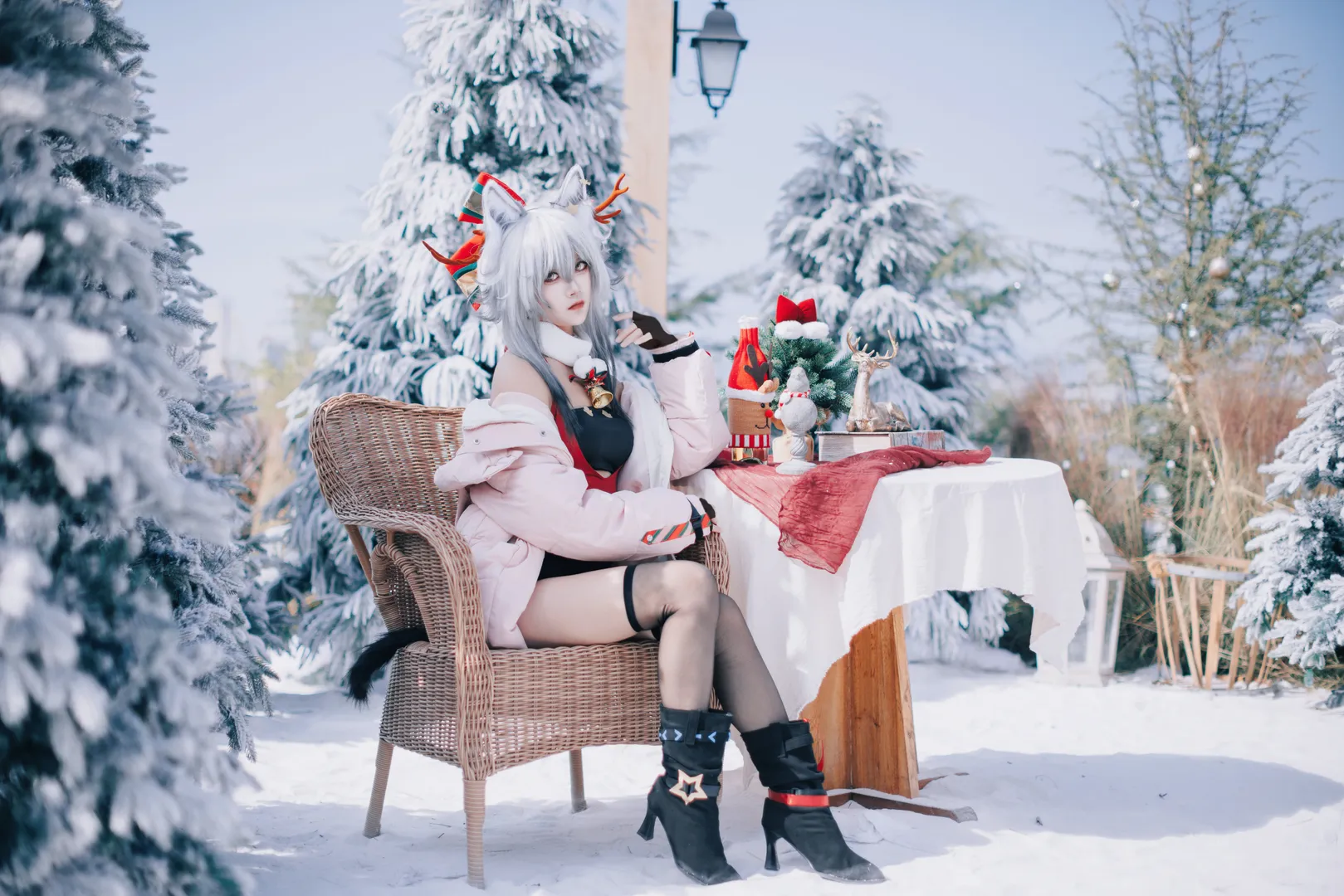 二次元cosplay, 明日方舟, 黑丝, 黑cos, 冬日雪景 - 第4张