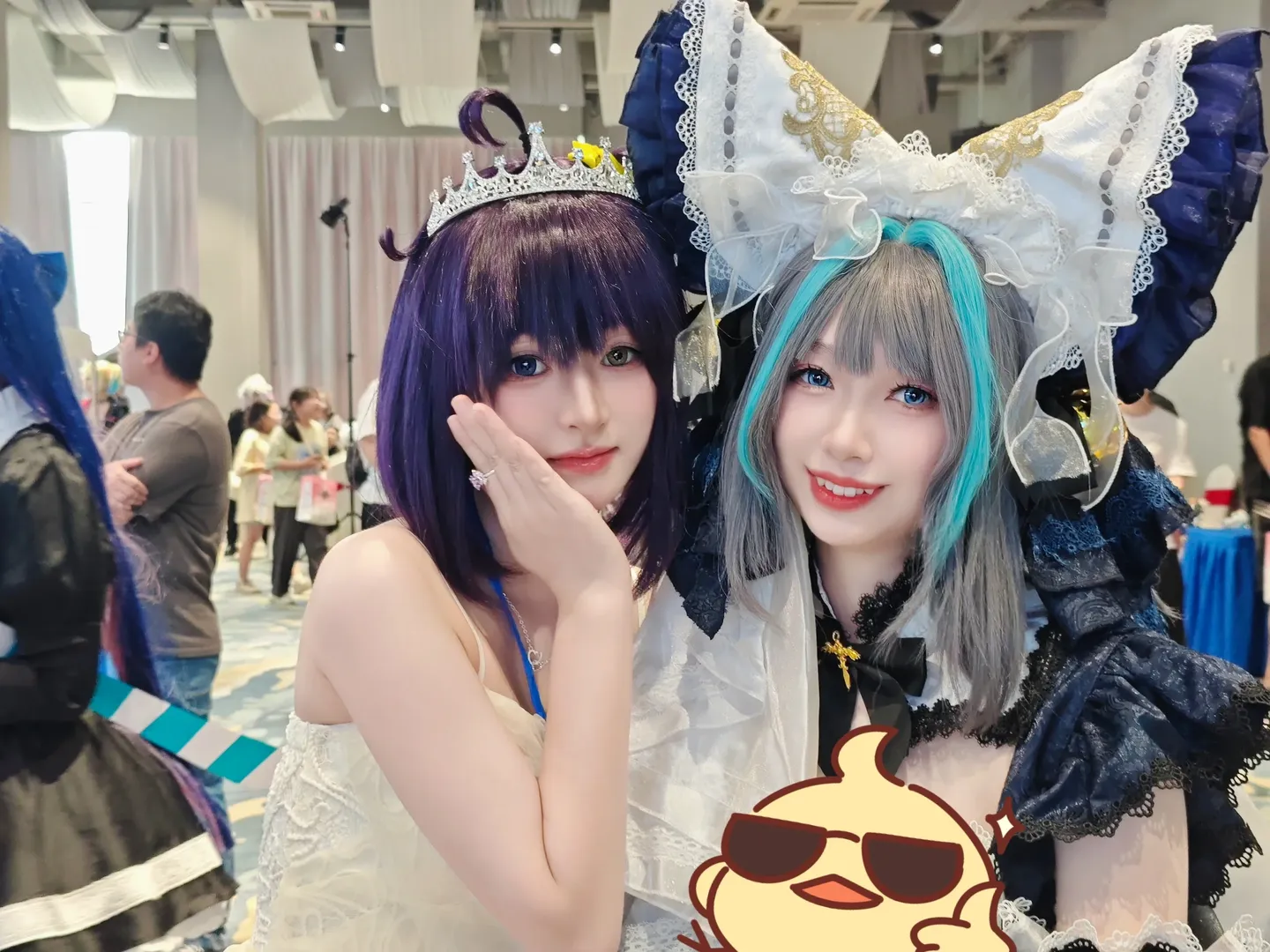 Azur Lane, Convention photos, White tights cosplay, Female cosplayer, Little Cheshire cosplay - Image 6