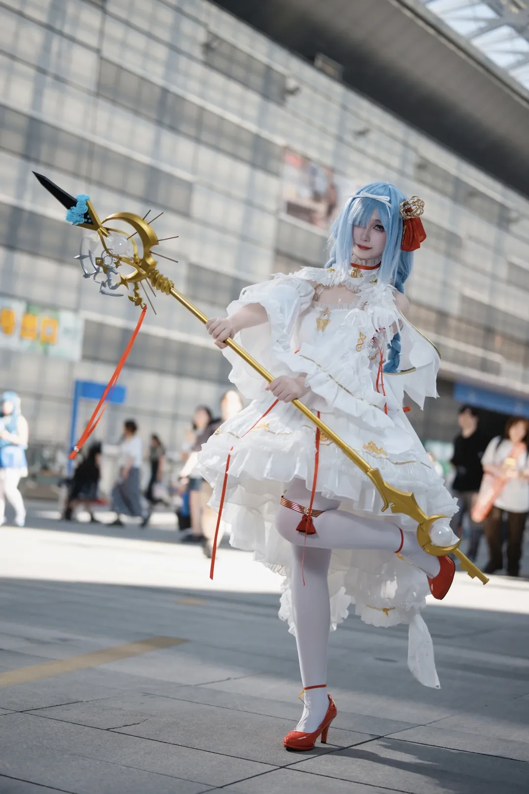 Convention photos, Anime cosplay, Shanghai Anime Convention, Azur Lane cosplay, White stockings twintails