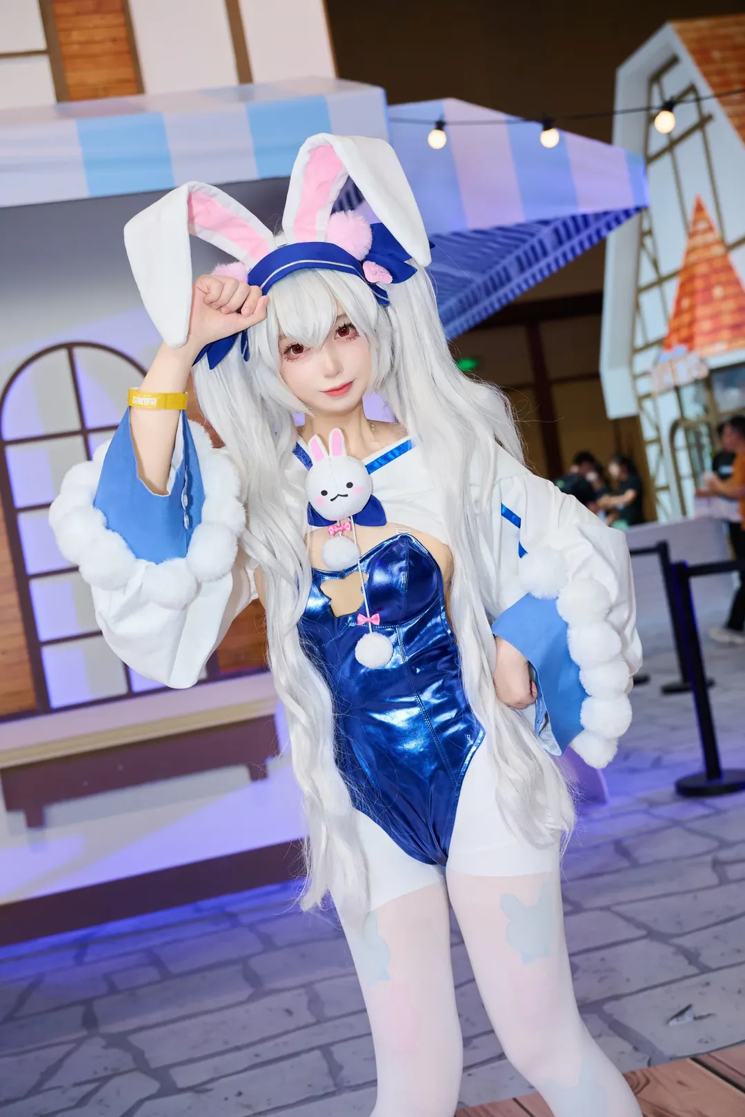 cosplay, 碧蓝航线, 拉菲cos, 漫展场照, 白色丝袜 - 第2张